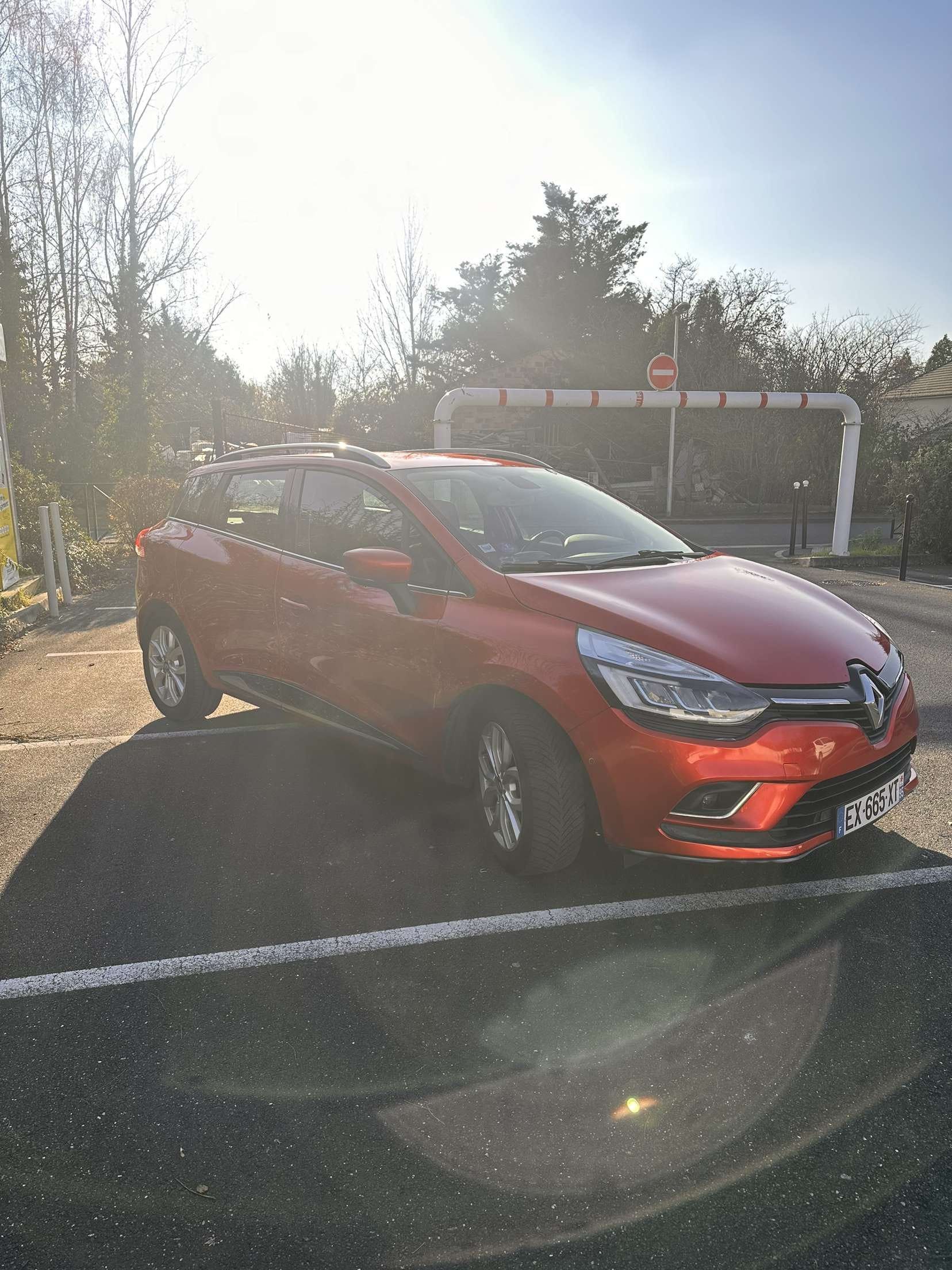 Renault Clio Estate avec Climatisation