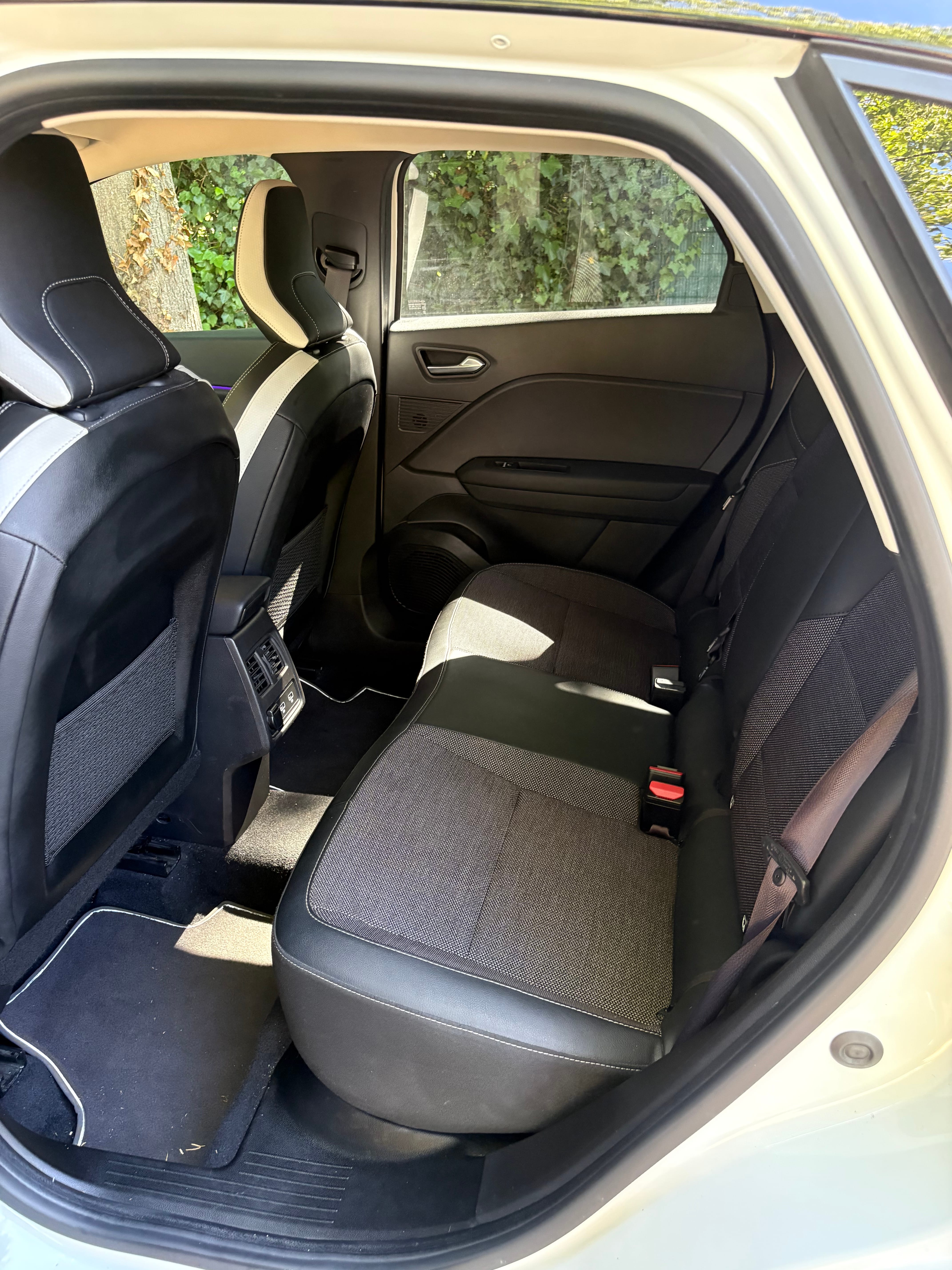 Renault Captur TCE 140 Hybride finition Intens avec Audio Bluetooth