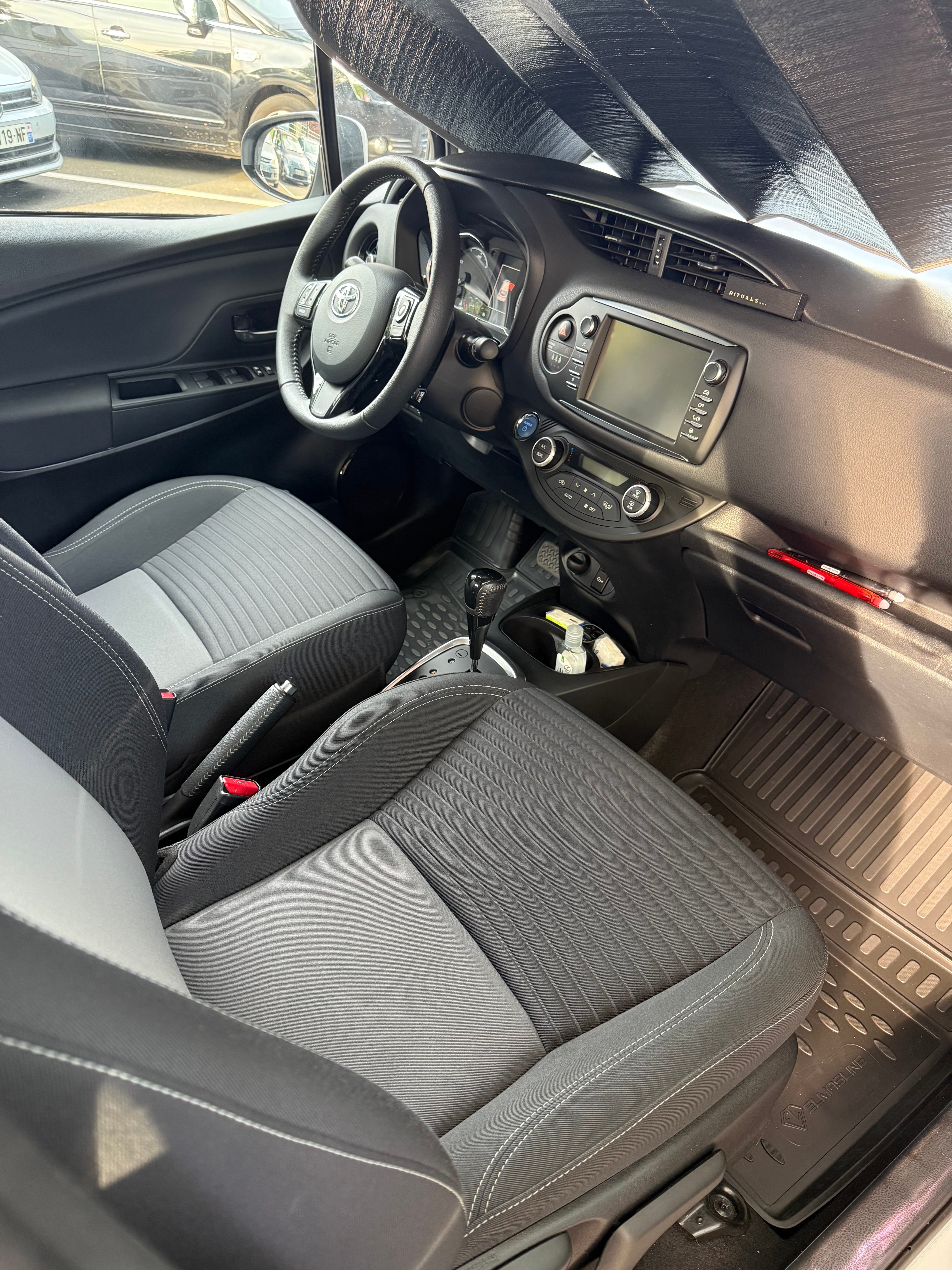 Toyota Yaris Hybride avec Caméra de recul