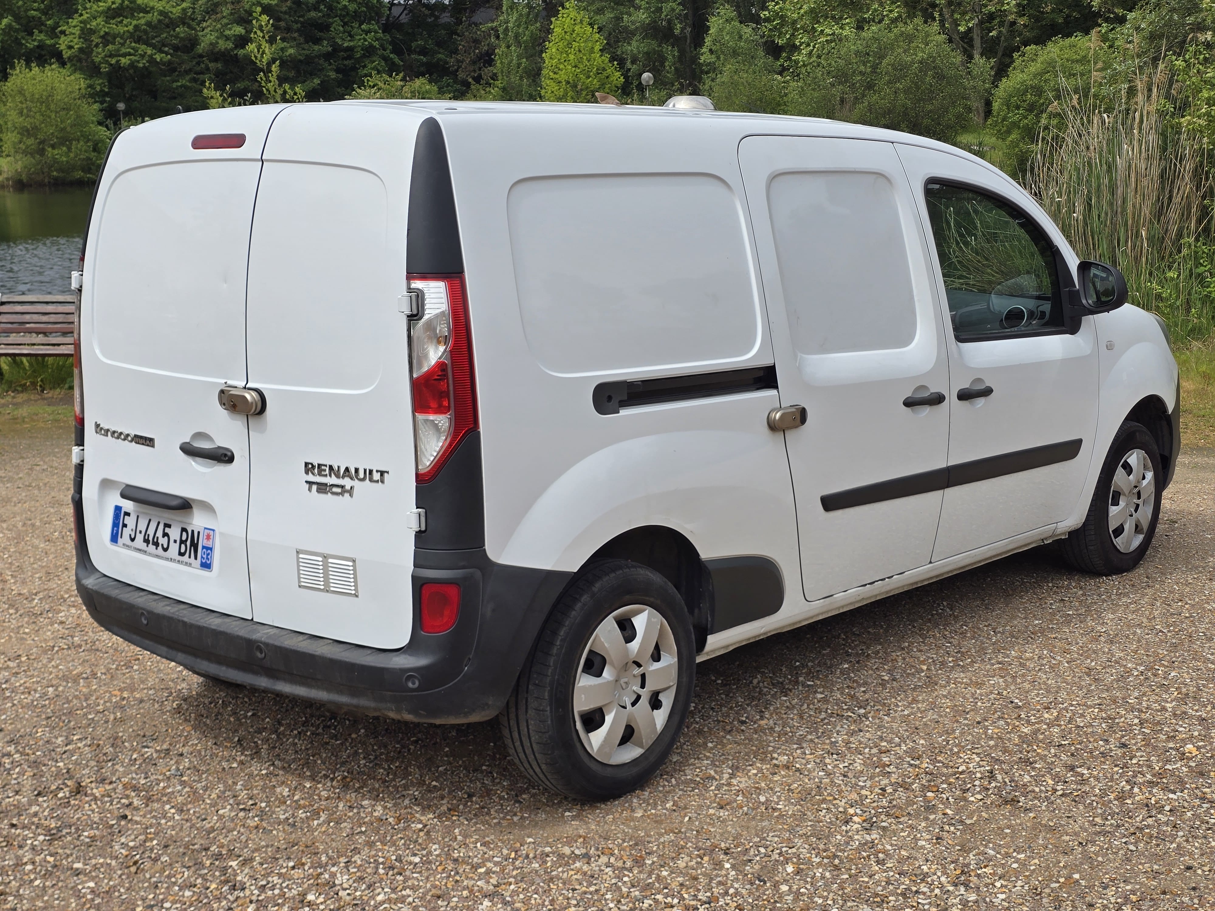 Renault Kangoo Express Rallongé Maxi spacieux avec Apple CarPlay
