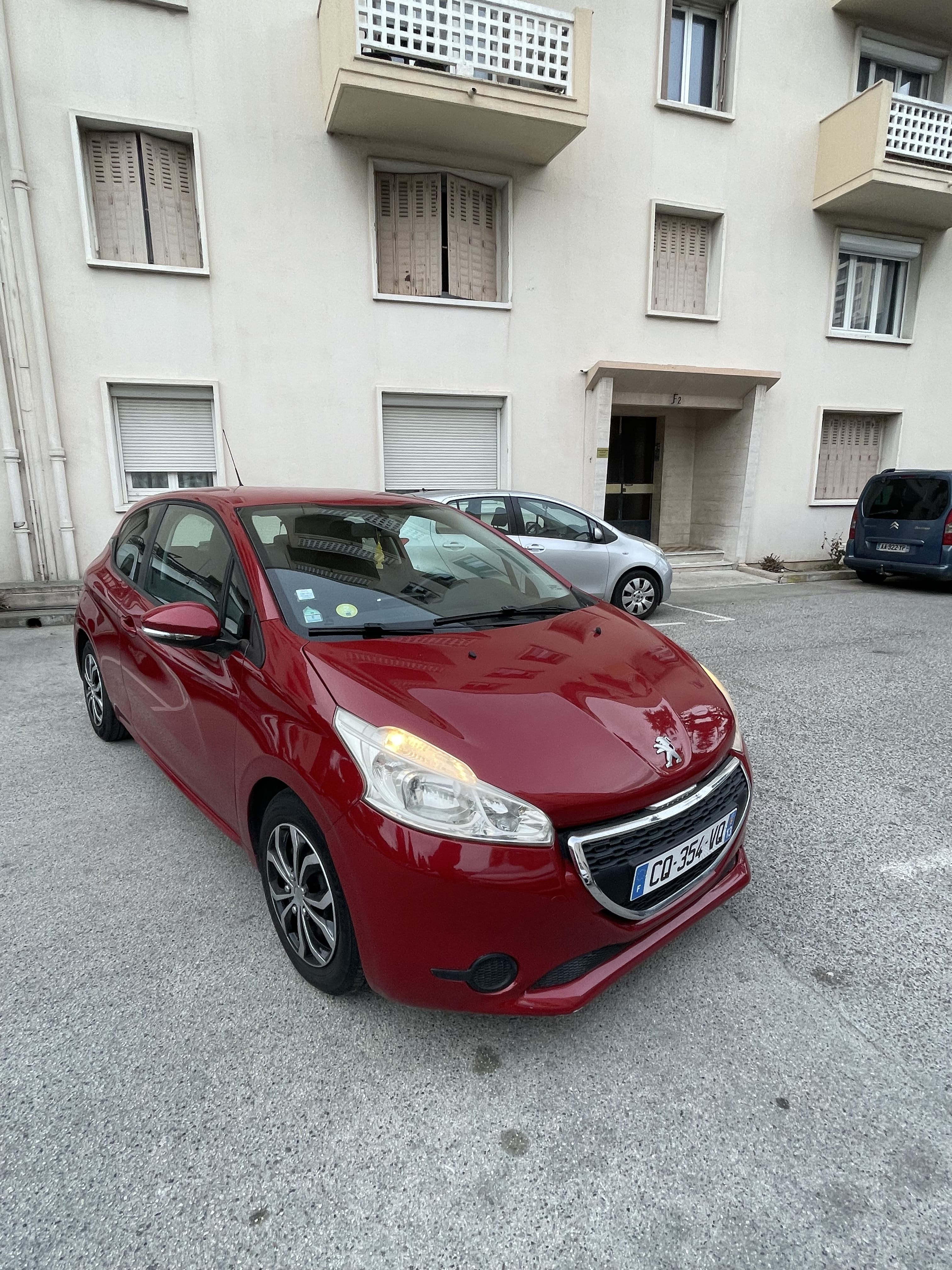 Peugeot 208
