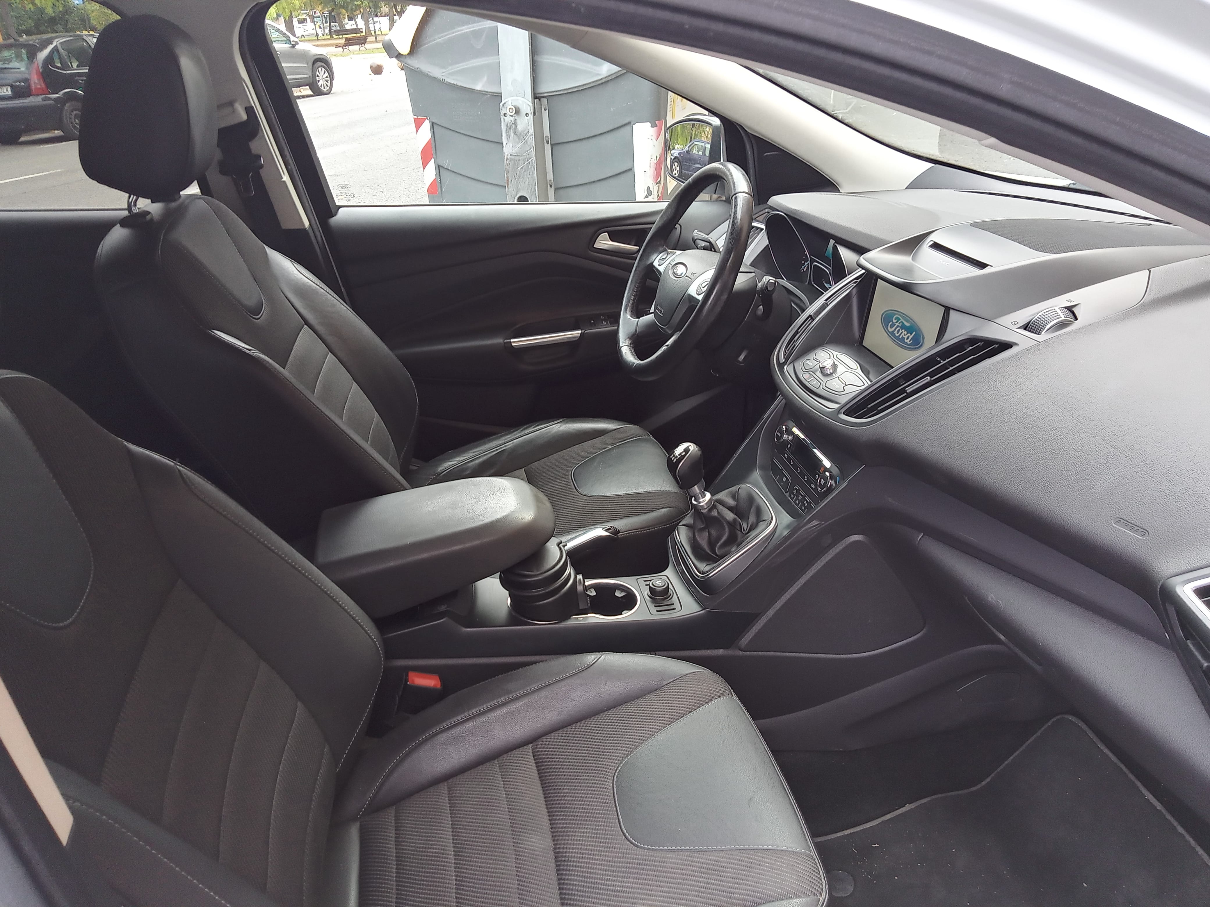 Ford Kuga con Control de velocidad