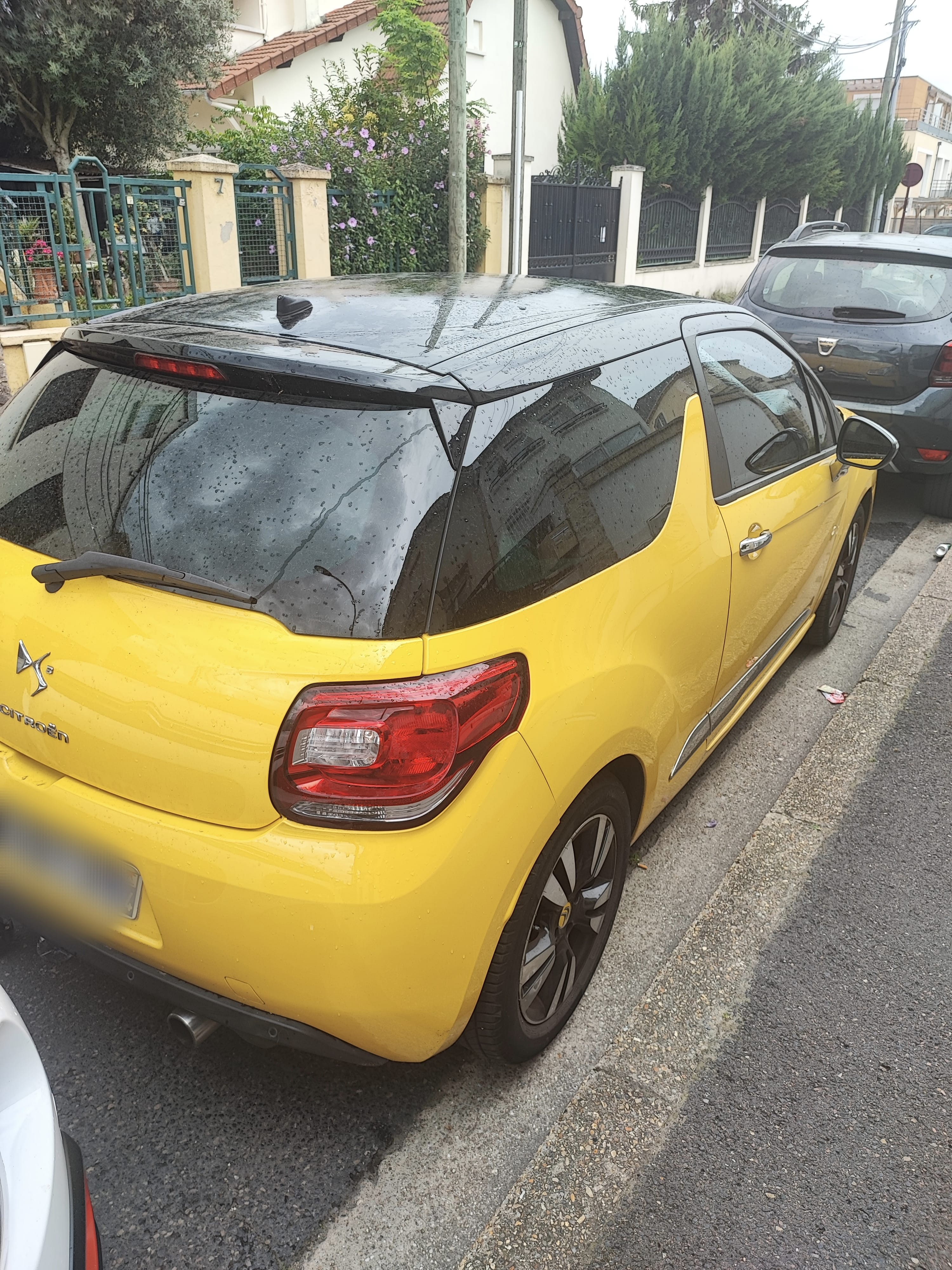 Citroen DS3 1.6 vti 120 cv avec GPS