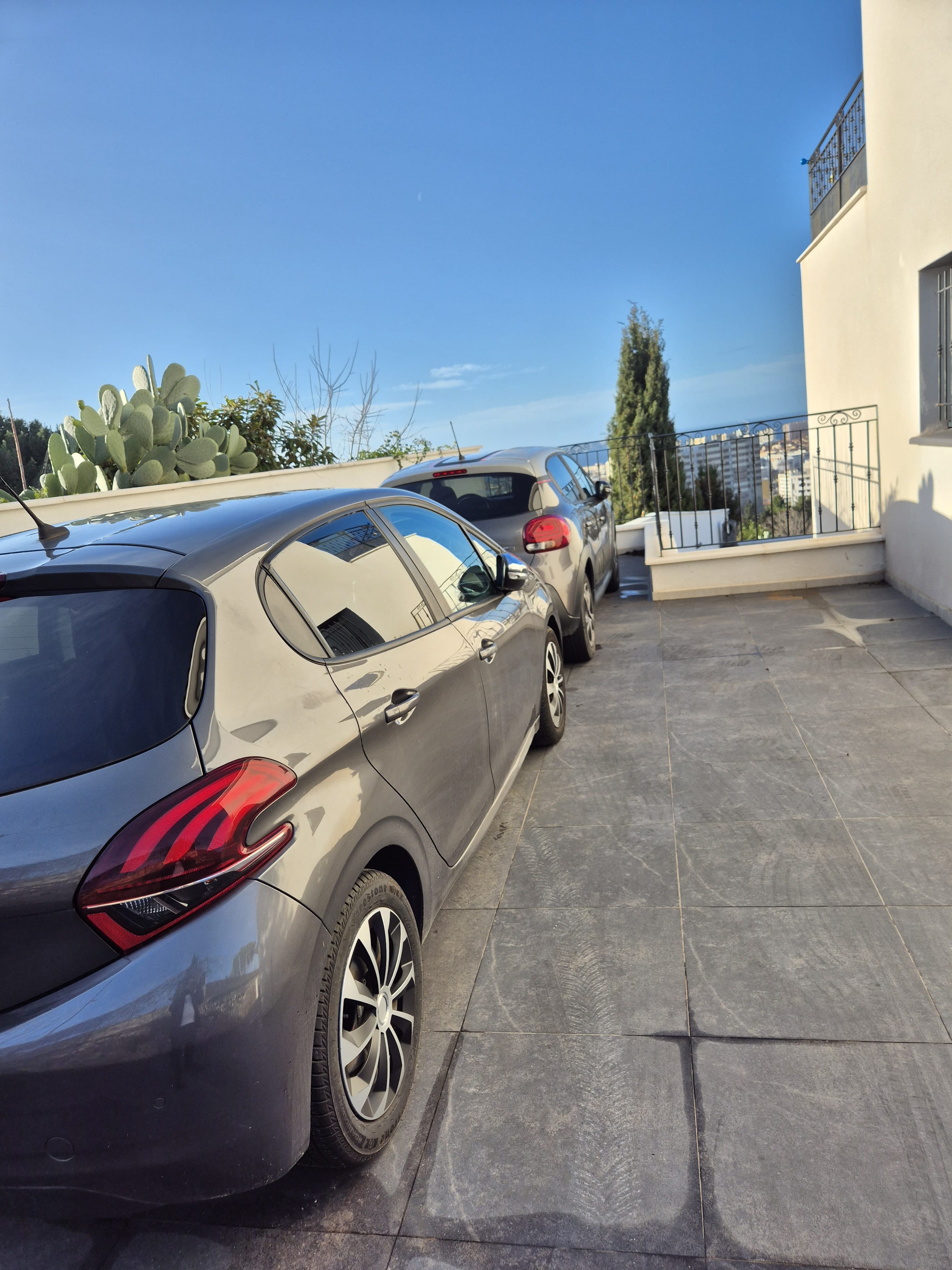 Peugeot 208 avec Climatisation