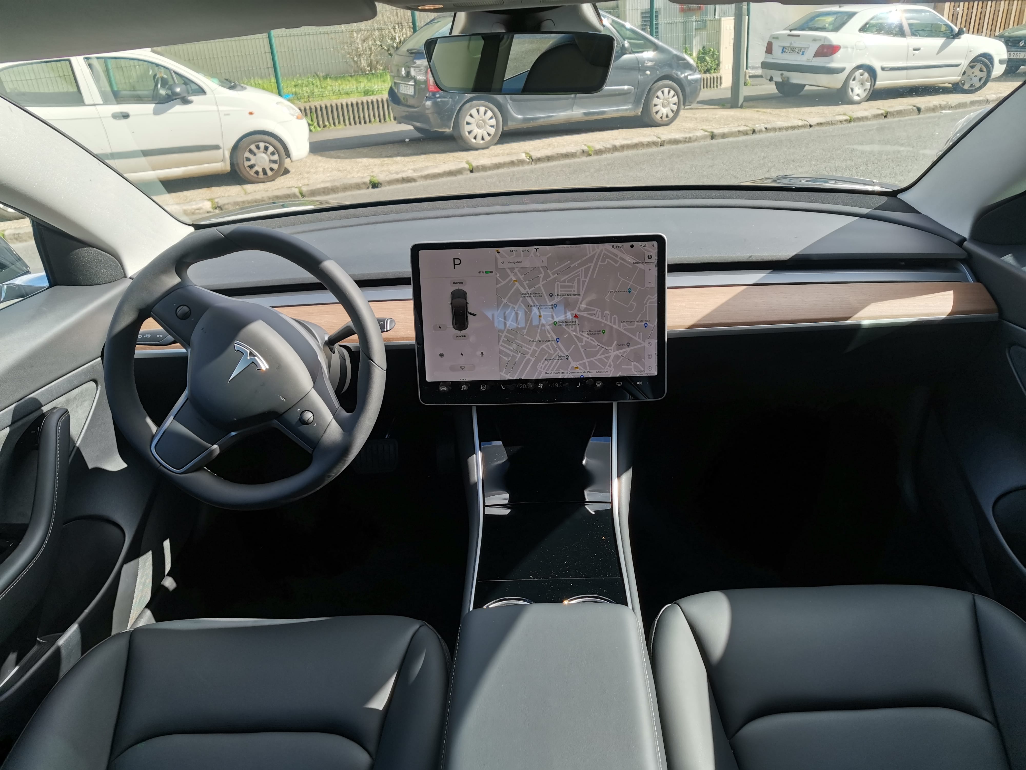 Tesla Model 3 avec Régulateur de vitesse