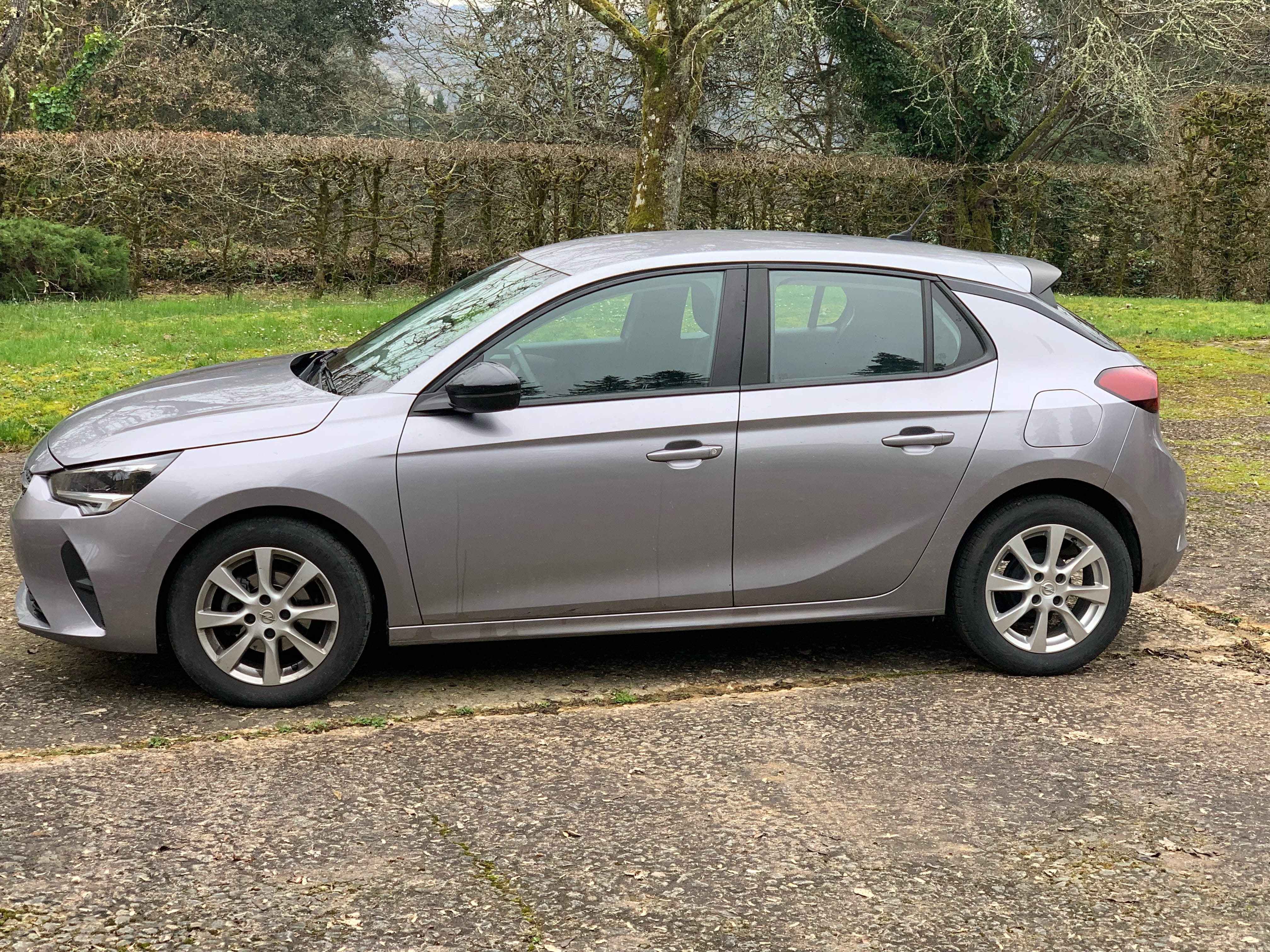 Opel Corsa avec Climatisation
