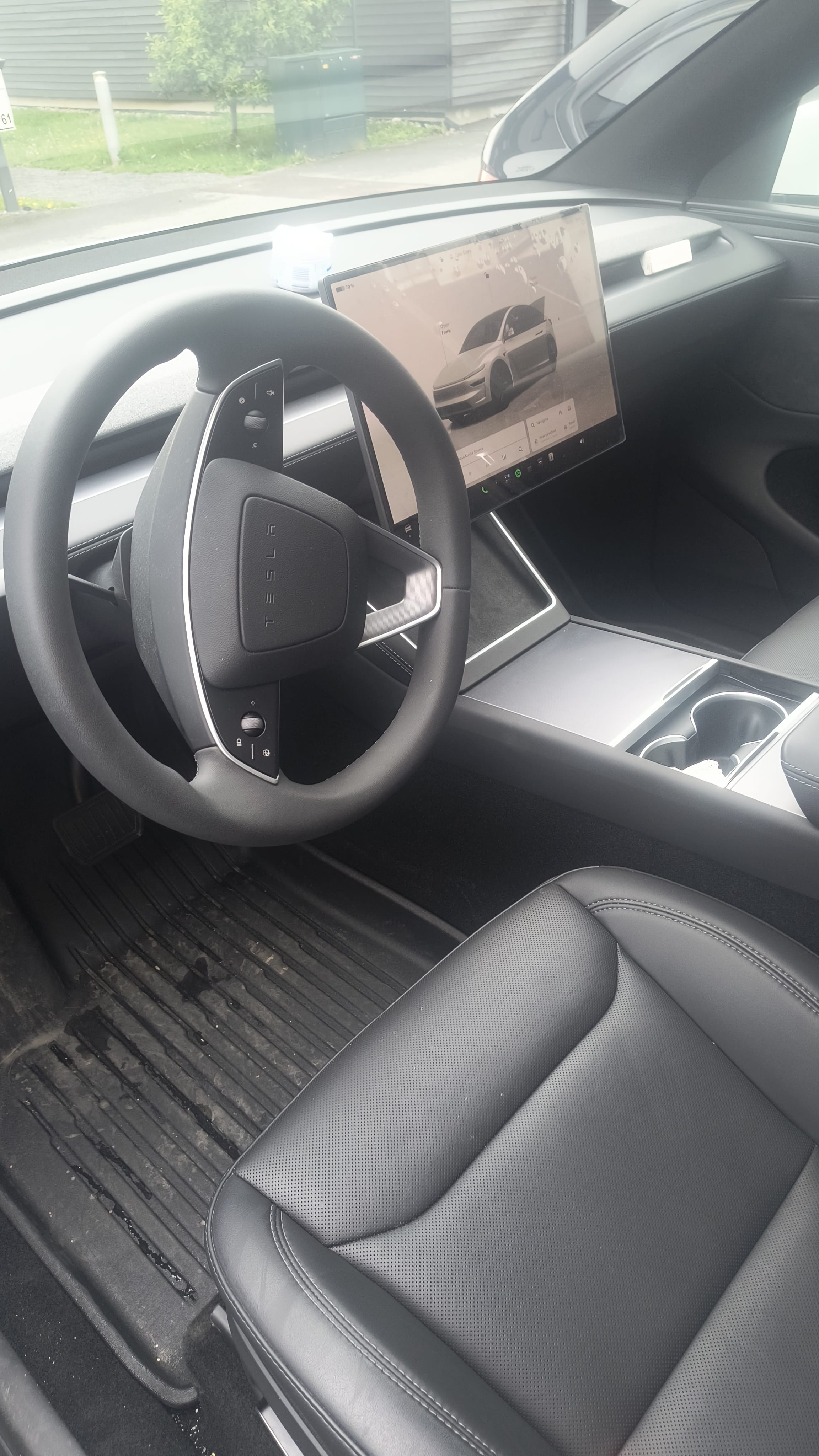 Tesla Model Y Long Range
