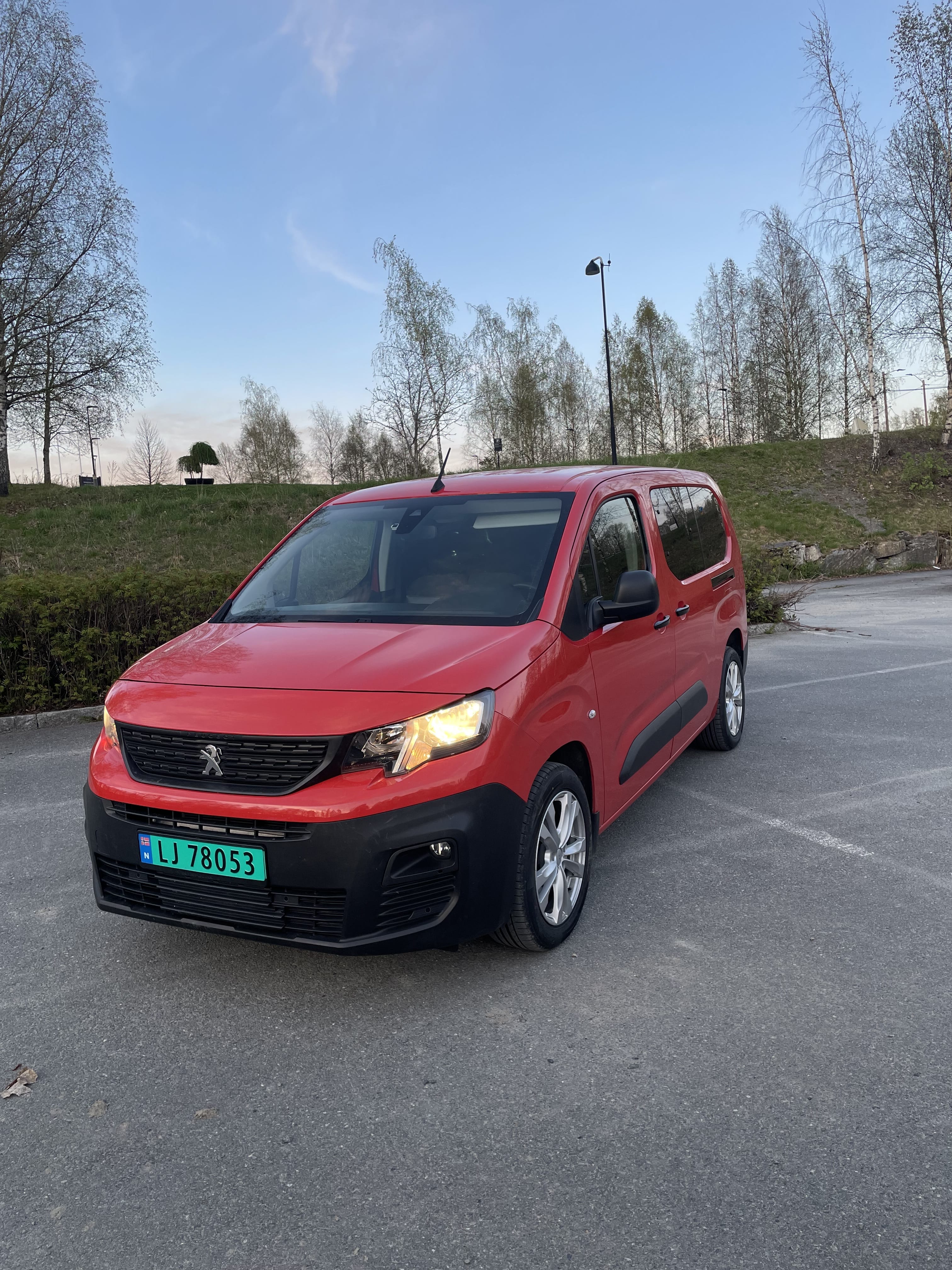 Peugeot Partner, 2020, Diesel, automatisk