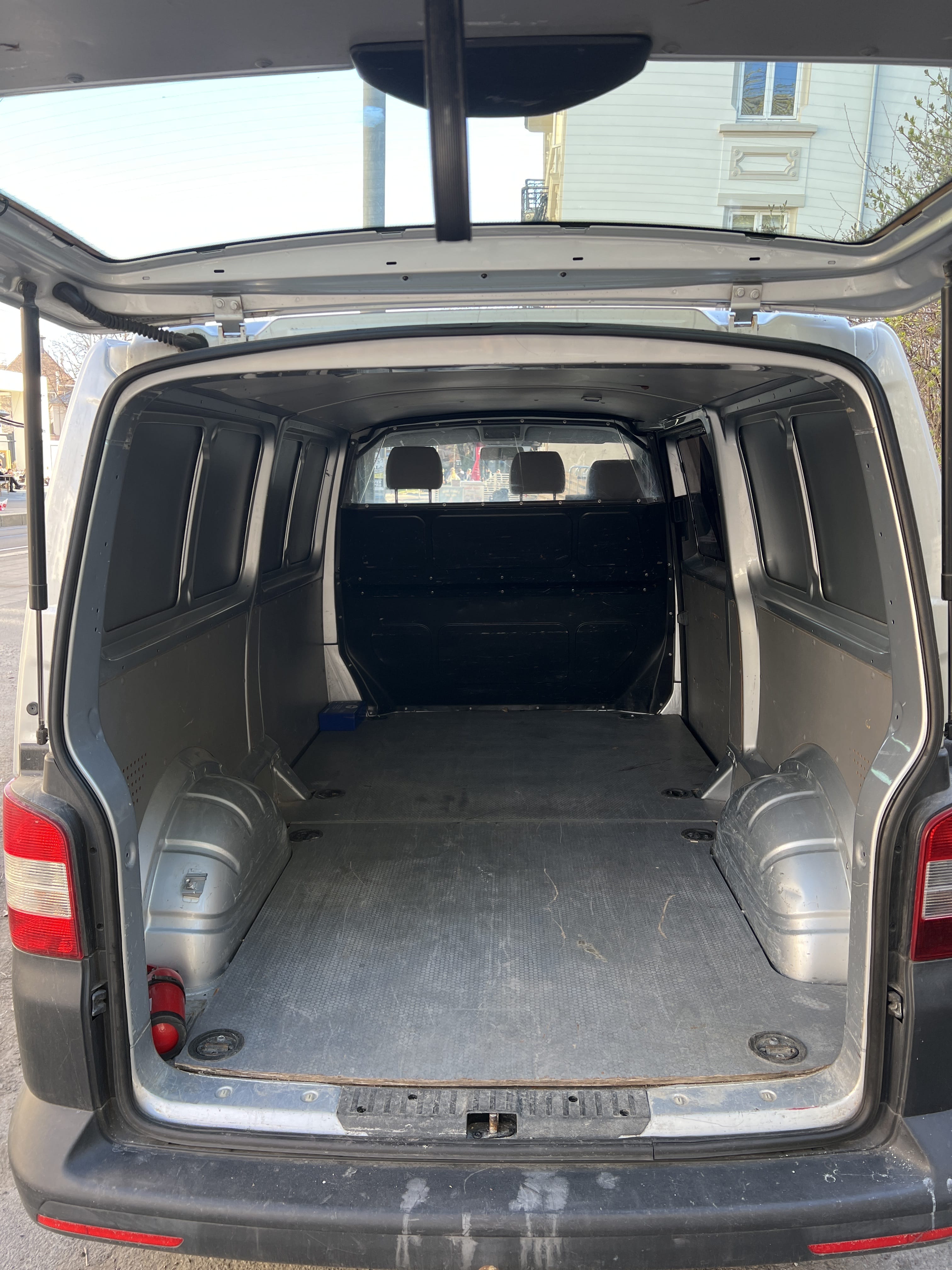 Volkswagen Transporter with Android Auto