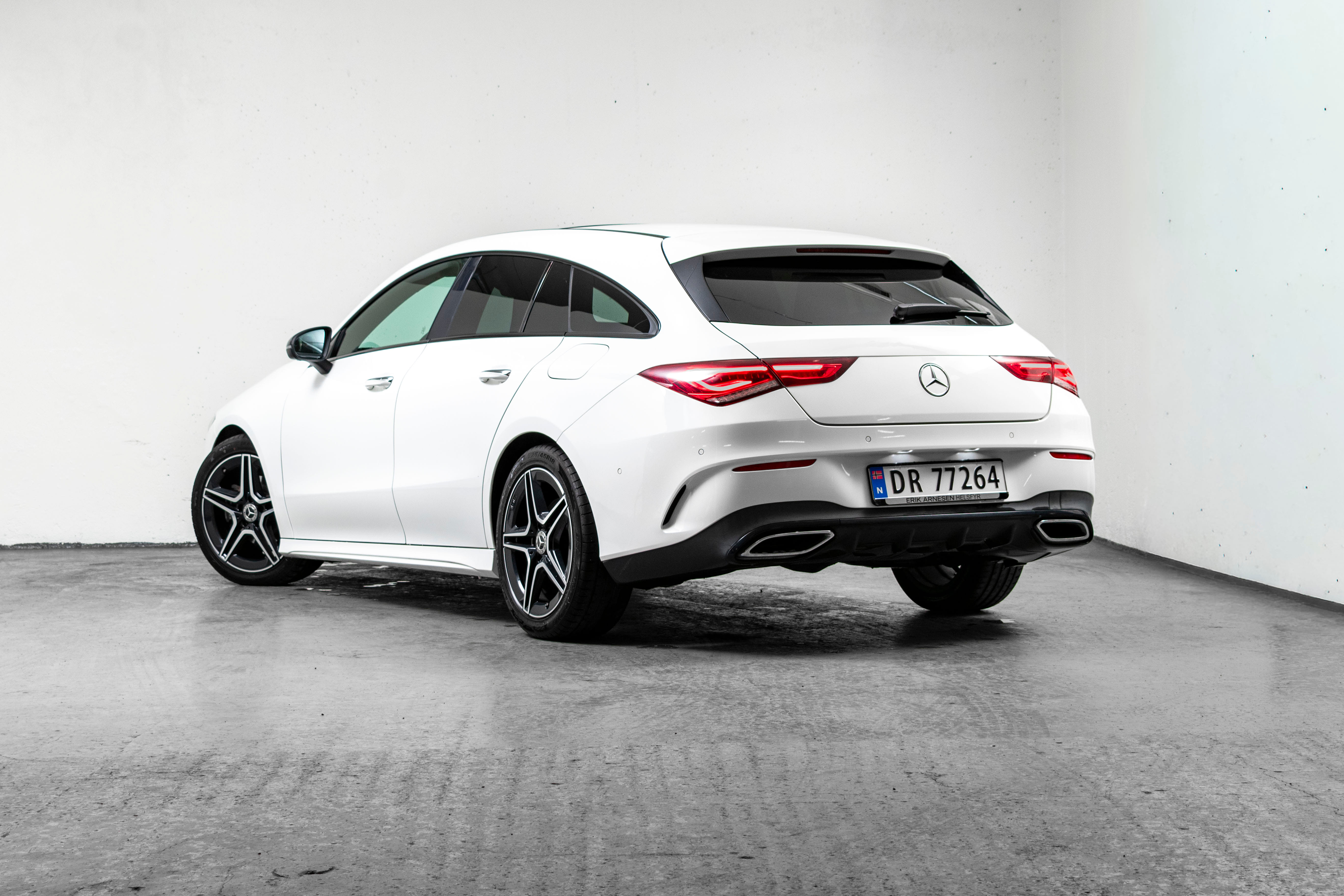 Mercedes-Benz CLA 180 con Aire acondicionado