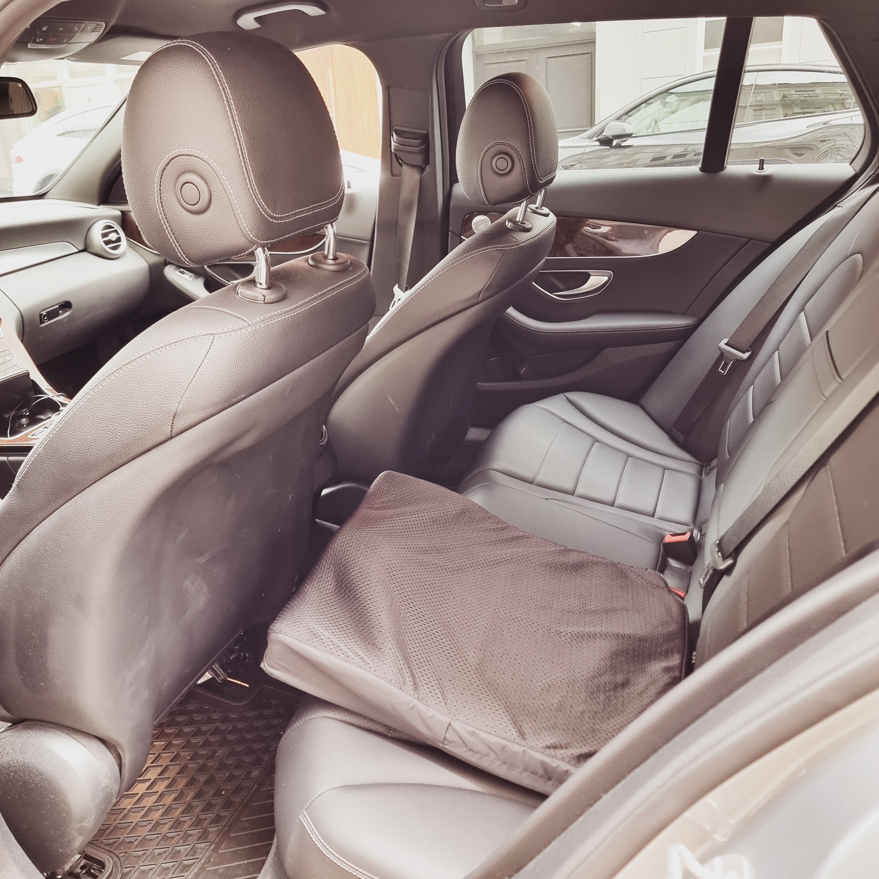 Mercedes-Benz C350e  Ladbar hybrid. med Bluetooth audio