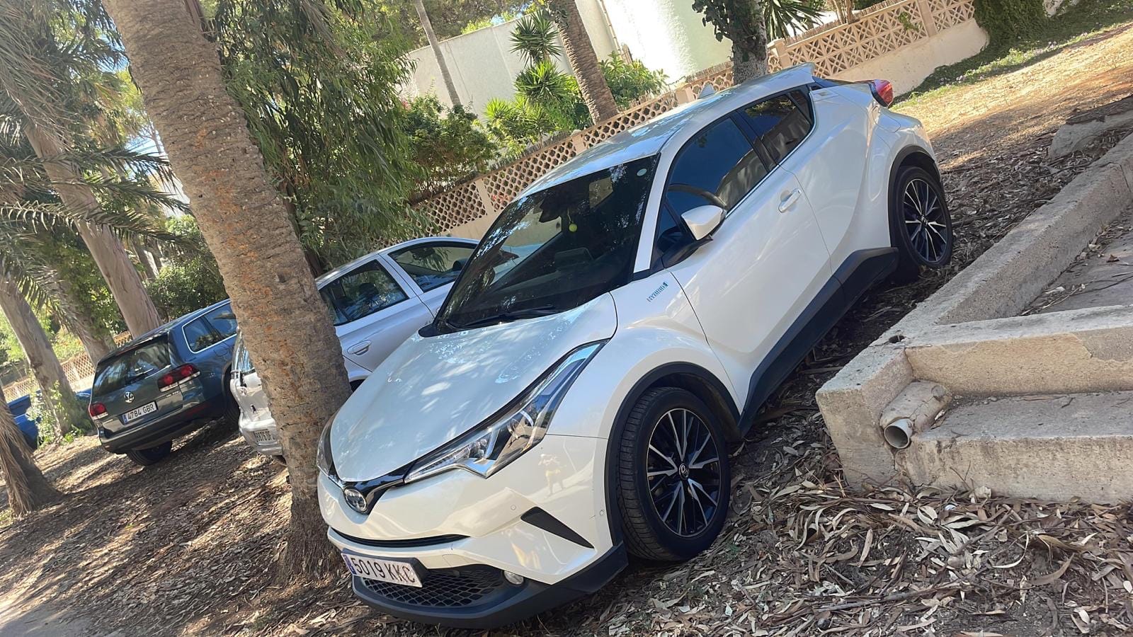 Toyota C-HR Hybrid, 2018, Gasolina 95 / Électrique (hybride), automatique