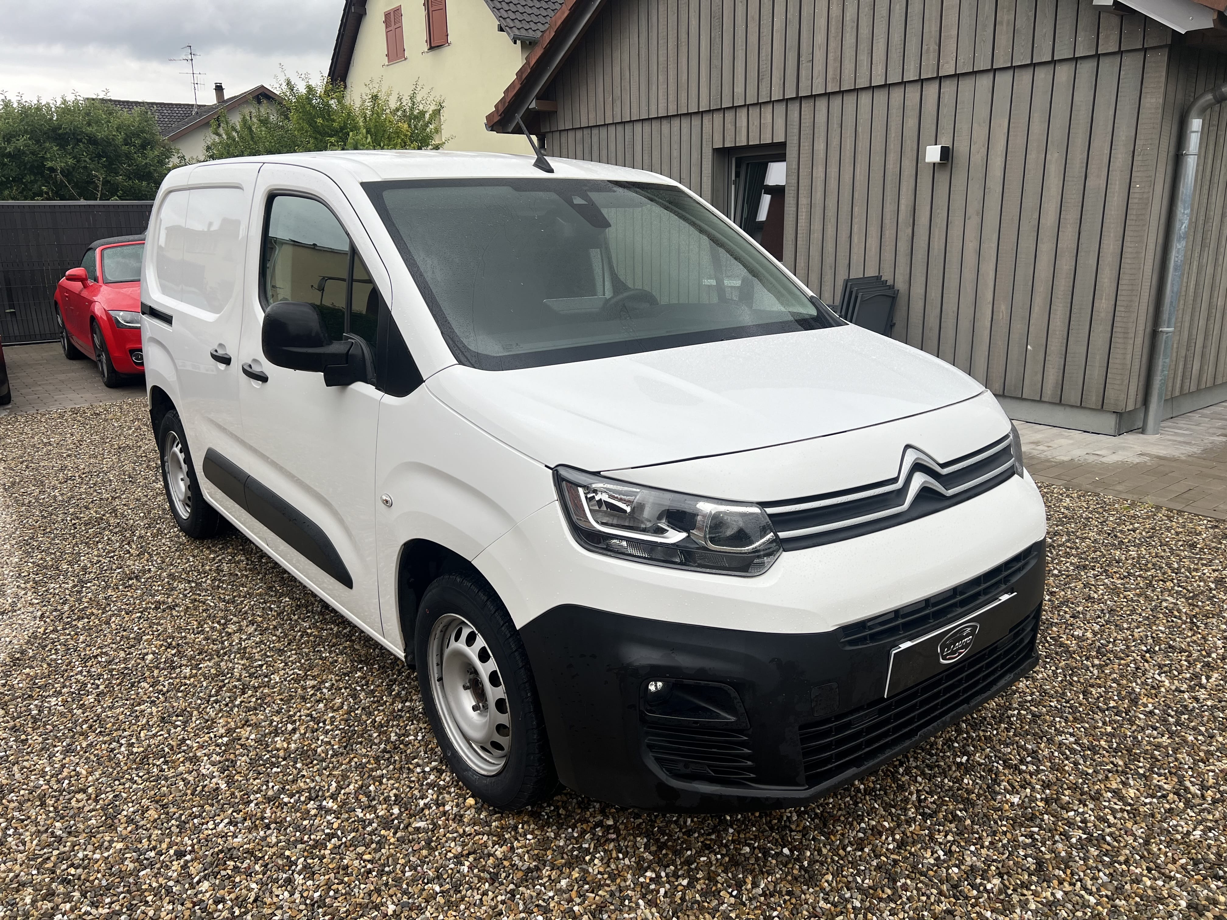 Citroen Berlingo  Boite automatique Camera GPS Carplay Android Auto / pneus 4 saisons, 2020, Essence 95, automatique
