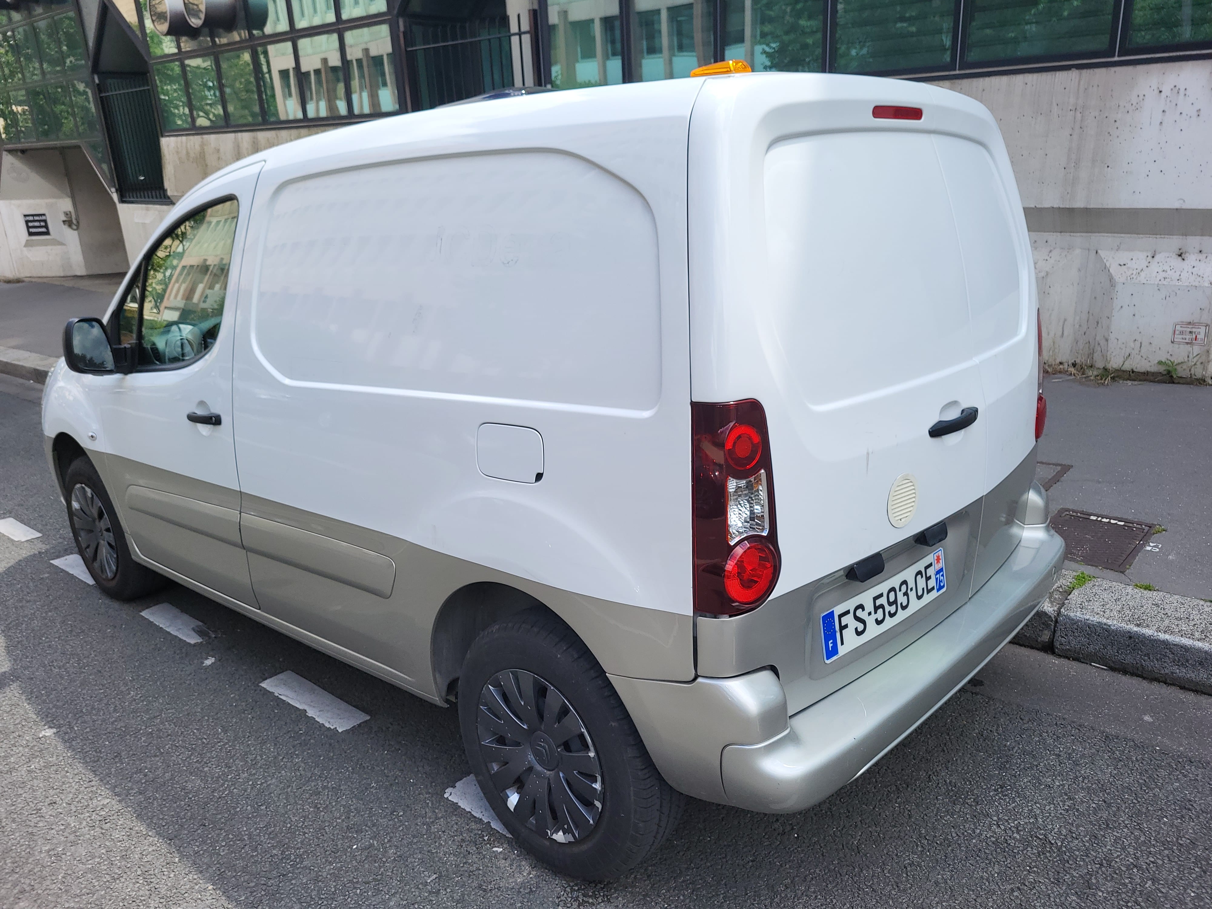 Citroen Berlingo E Berlingo M Girafon avec Audio Bluetooth
