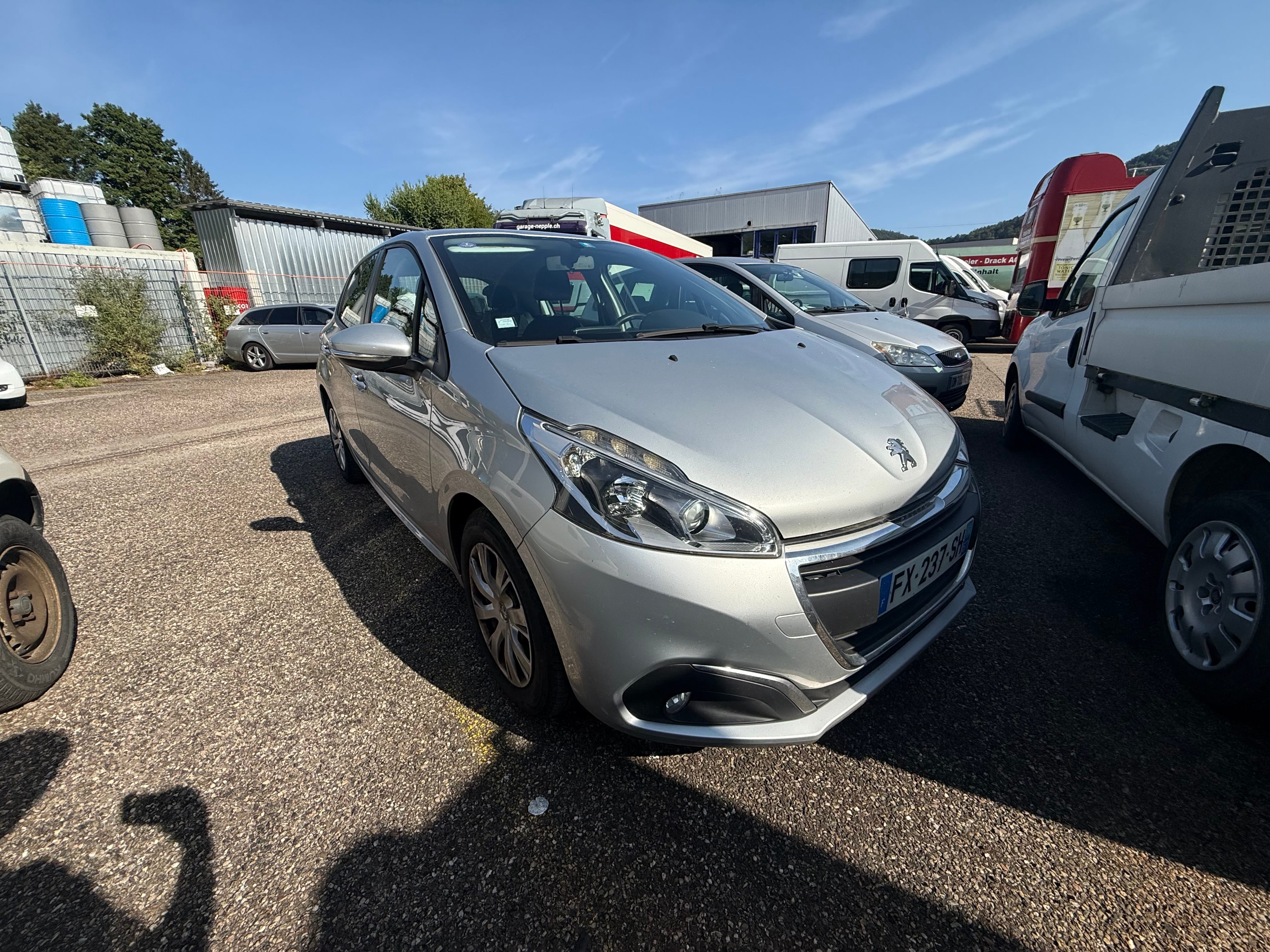 Peugeot 208, 2017, Essence 95