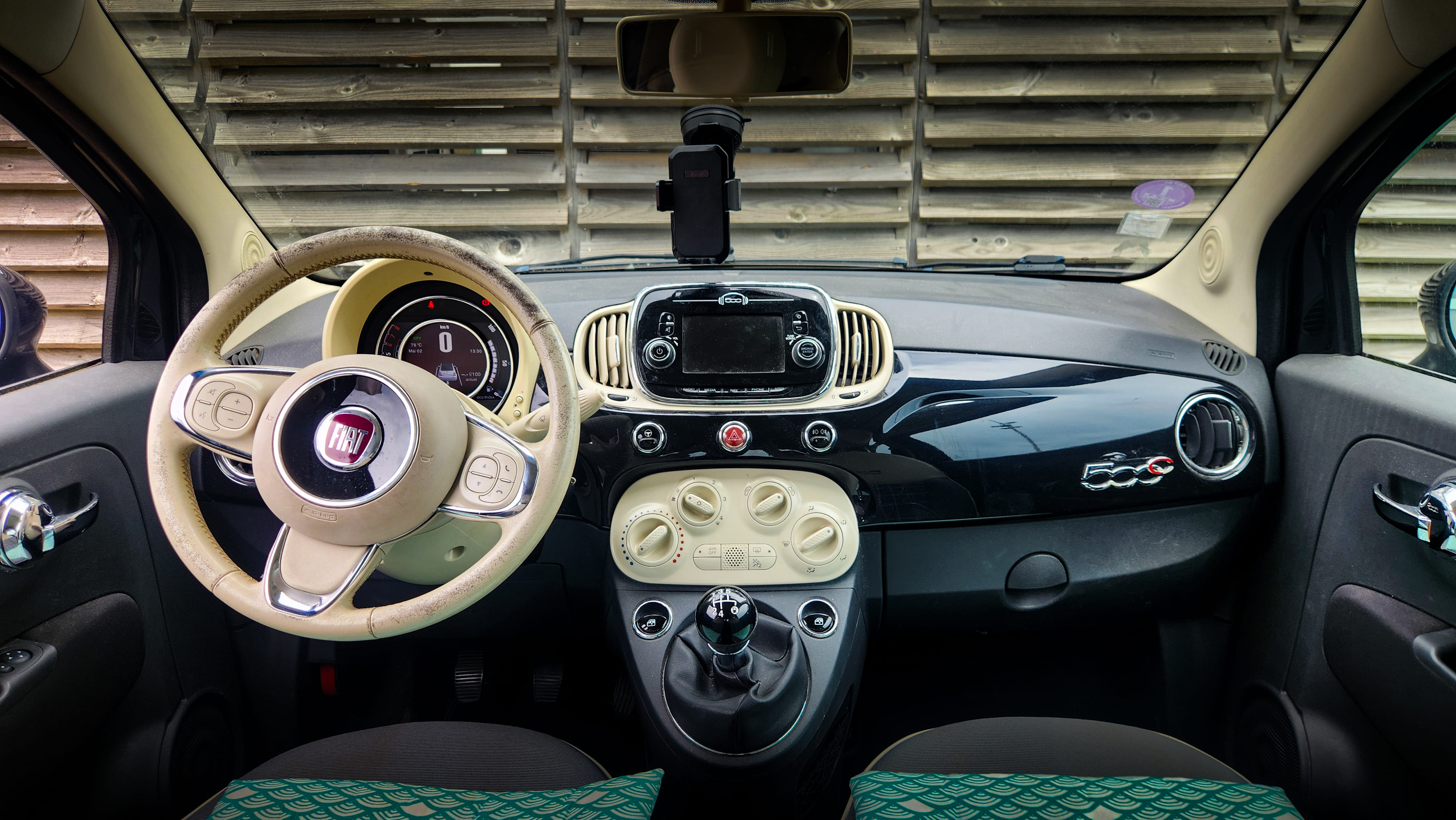 Fiat 500 C avec Entrée audio / iPod