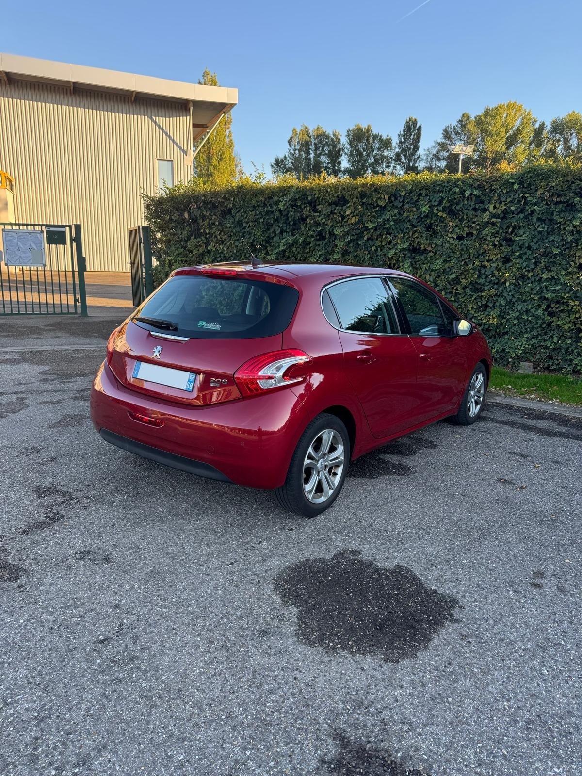 Peugeot 208 avec GPS