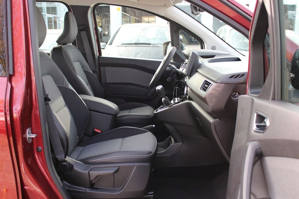 Renault Kangoo 100Tce (Neuwagen) mit Apple CarPlay