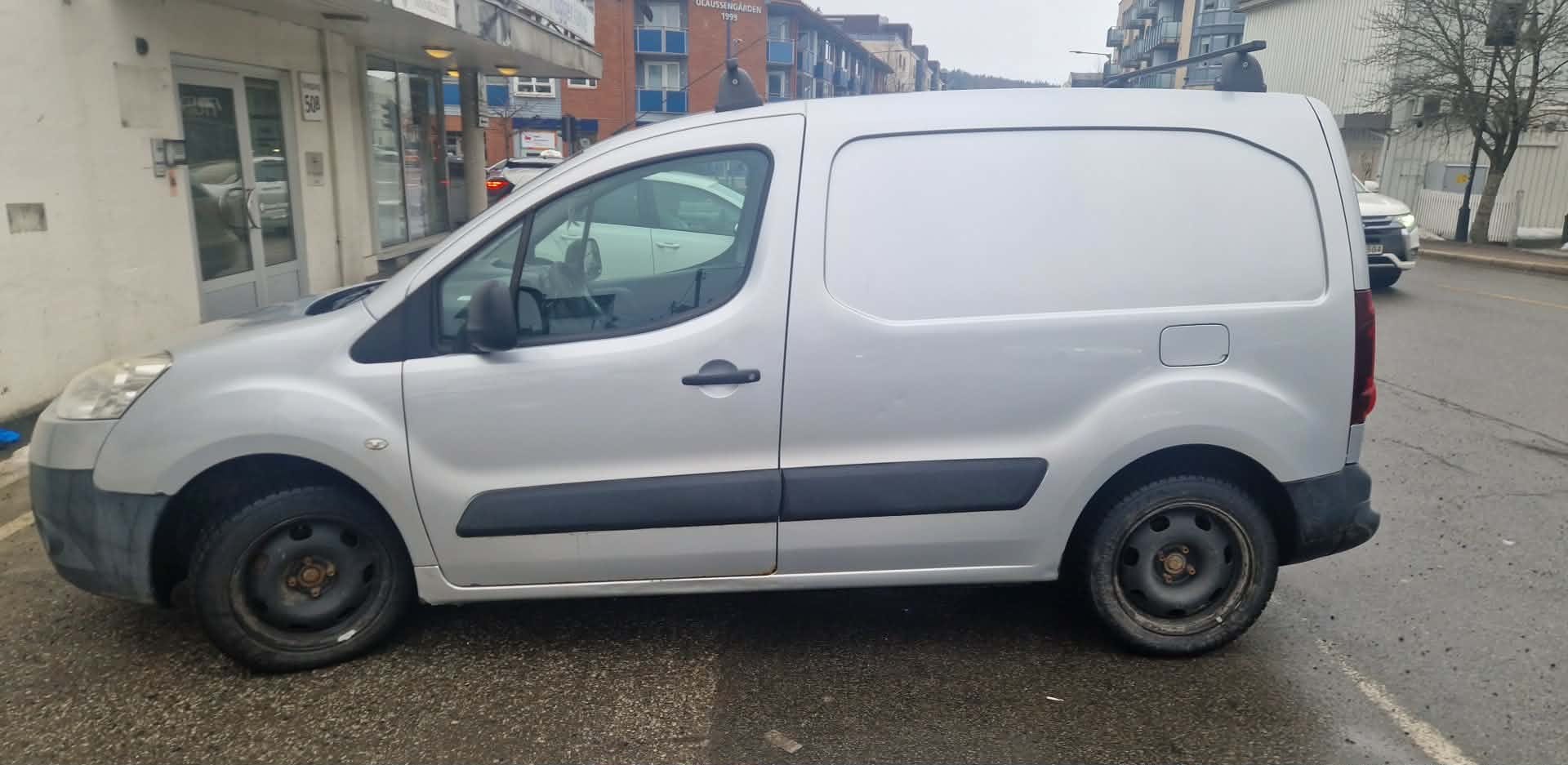 Peugeot Partner Varebil med Aircondition