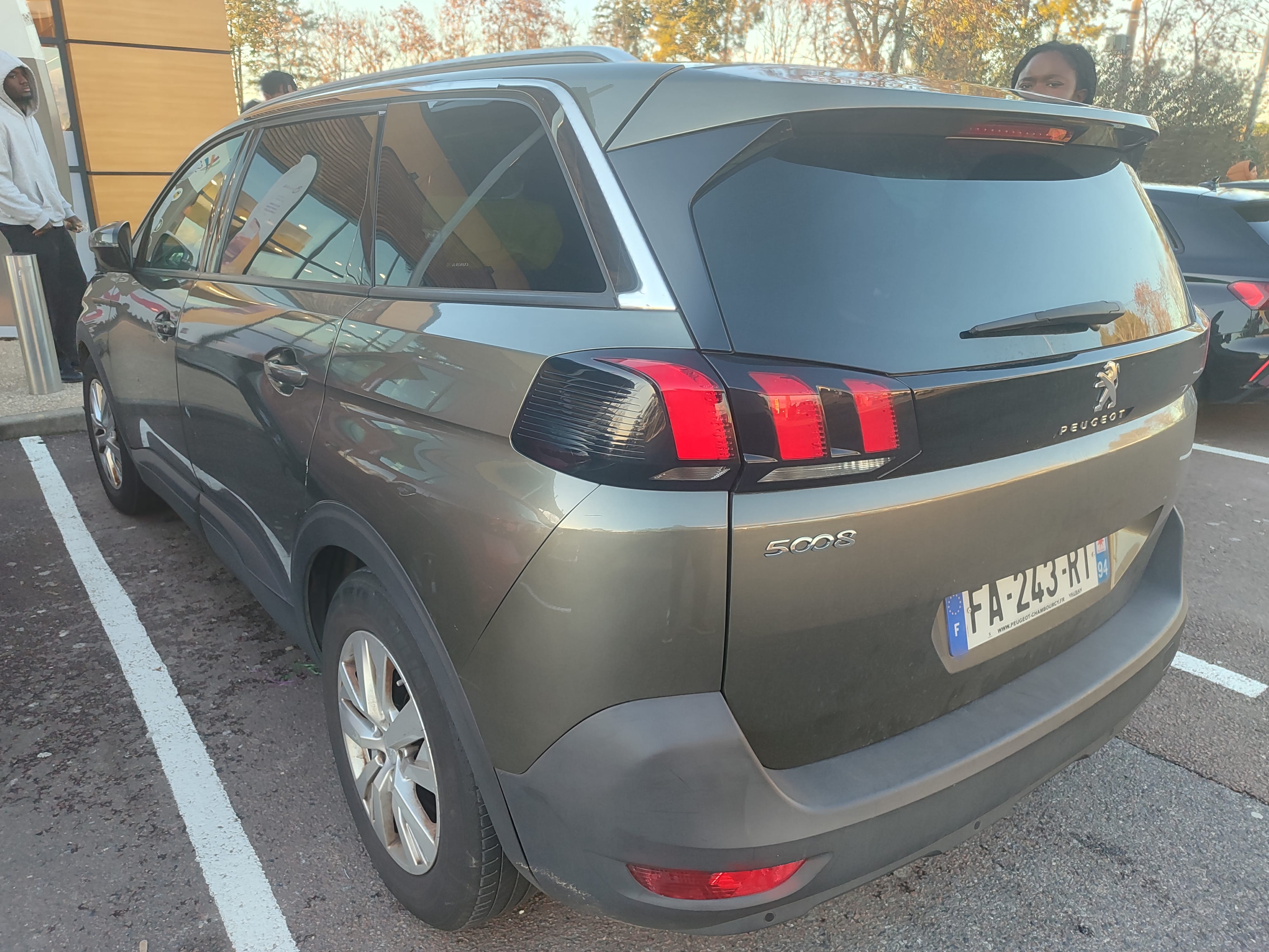 Peugeot 5008 avec Climatisation