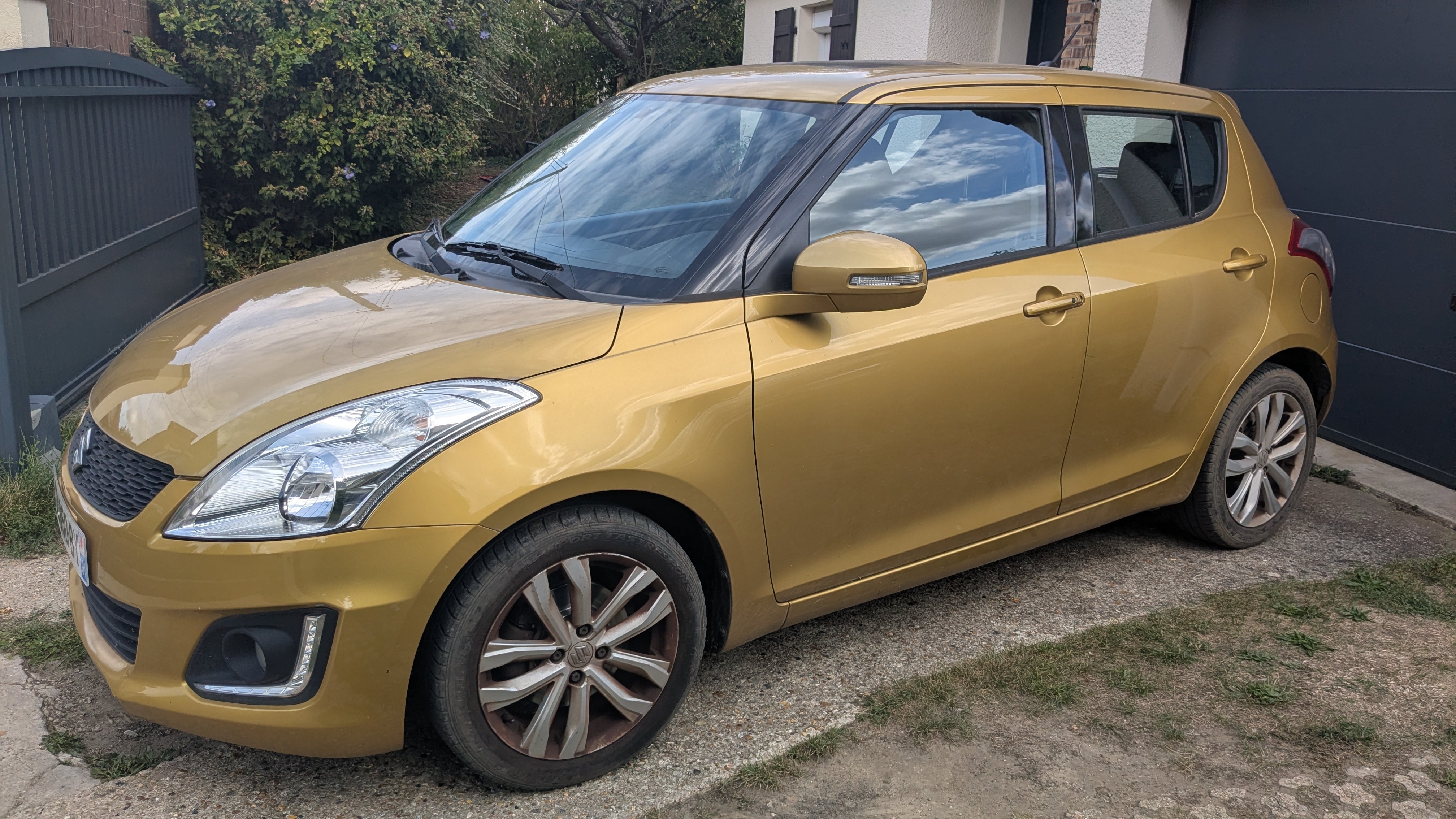 Suzuki Swift avec Climatisation