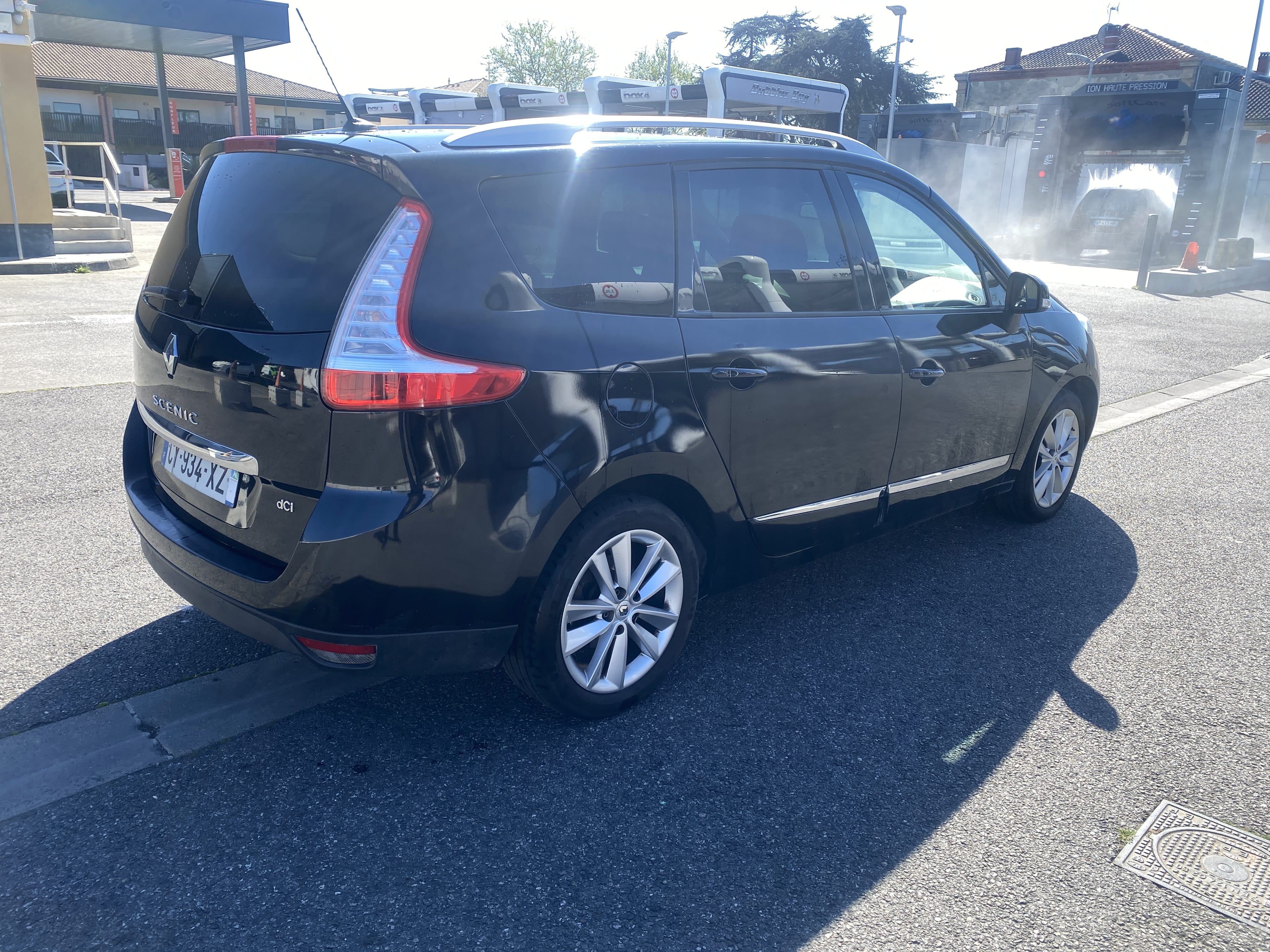 Renault Grand Scenic 1.5 DCI 110 CH AUTO avec GPS