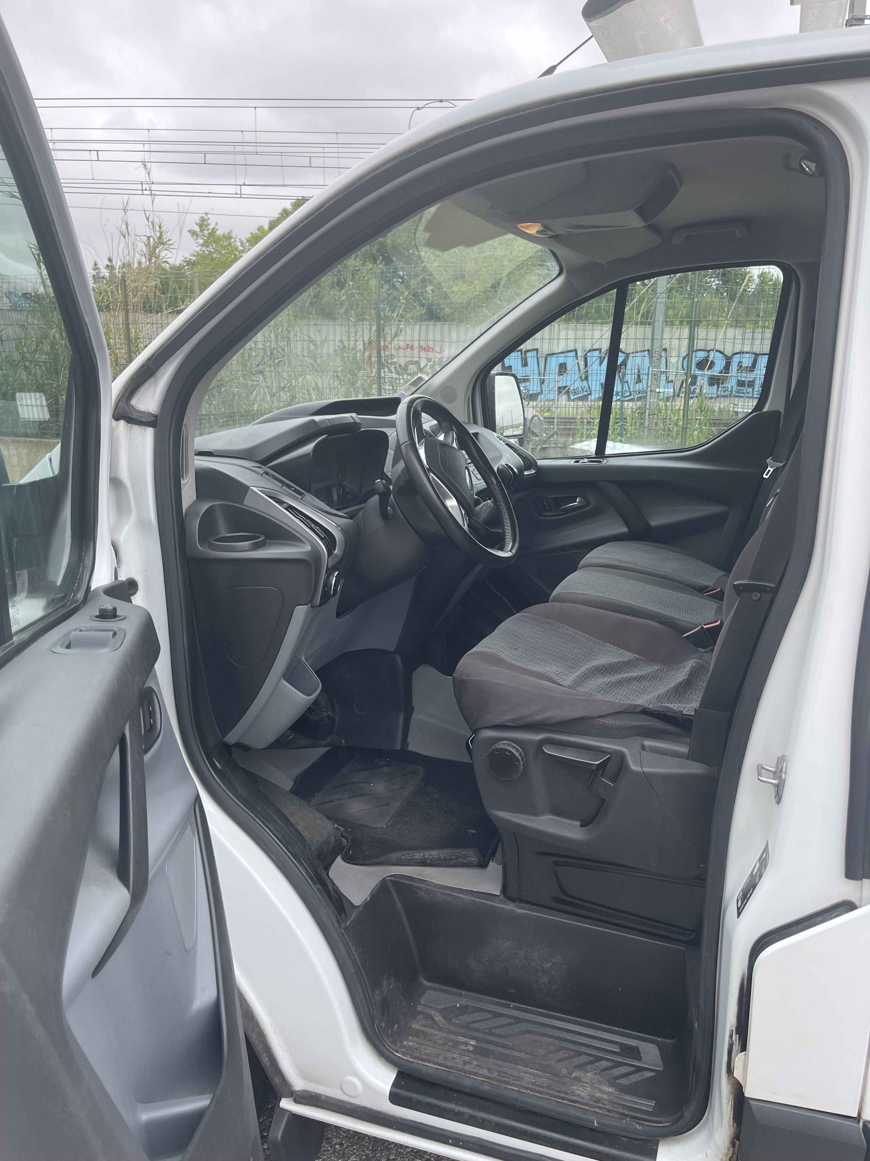 Ford Transit Fourgon avec Audio Bluetooth