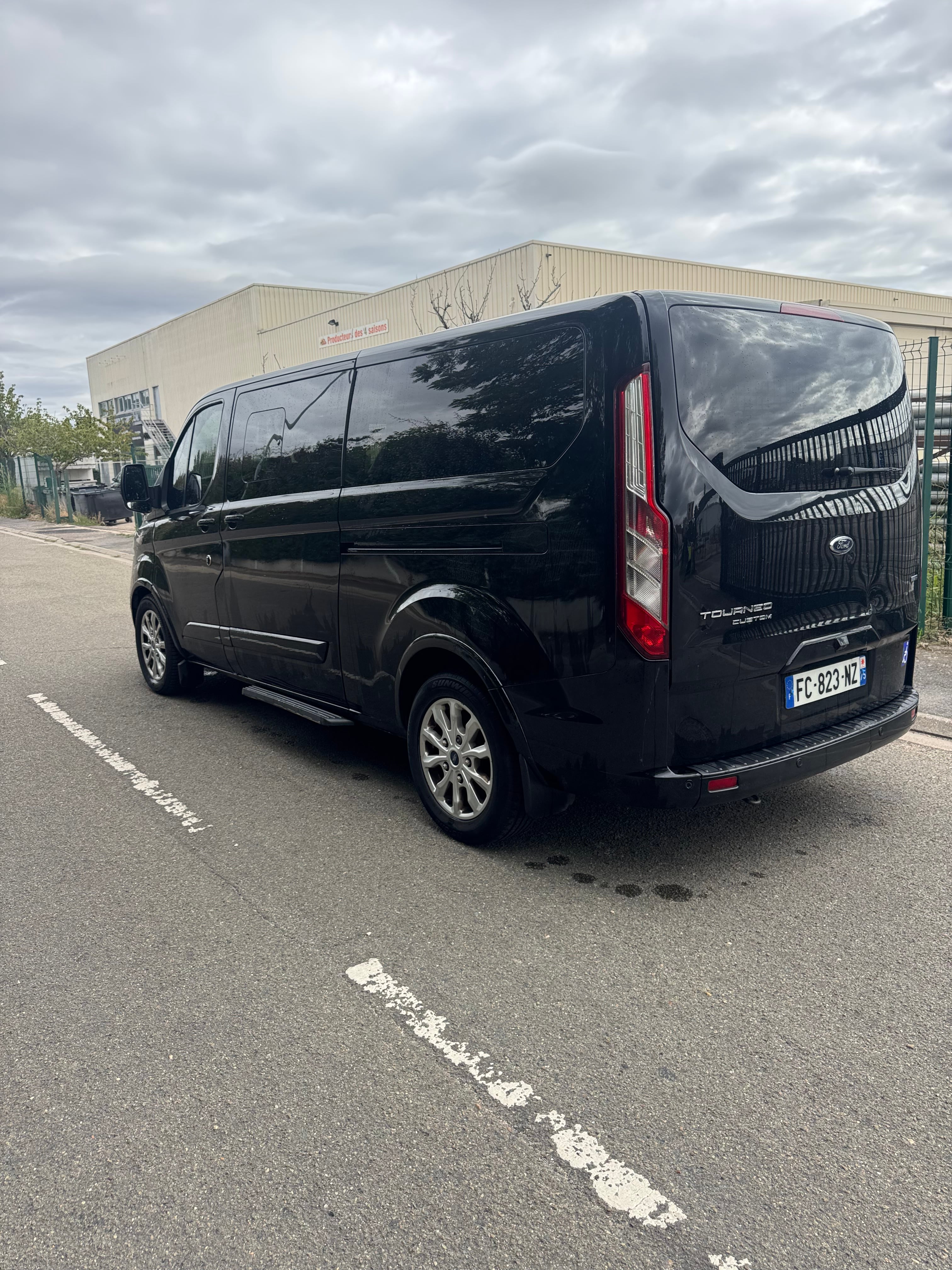 Ford Tourneo Custom avec Caméra de recul