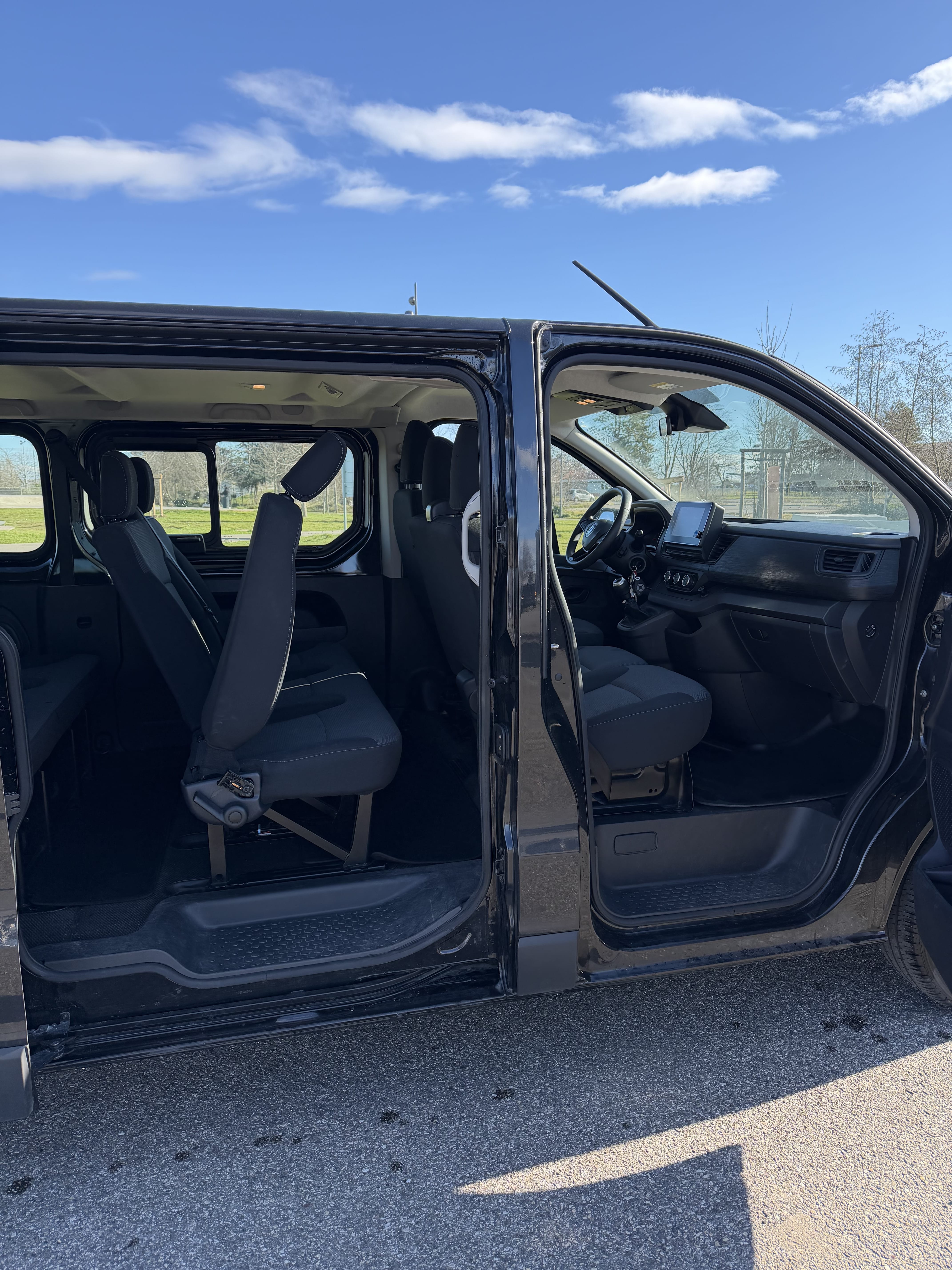 Renault Trafic Passenger 2.0 DCi 9 places 2021 avec Entrée audio / iPod