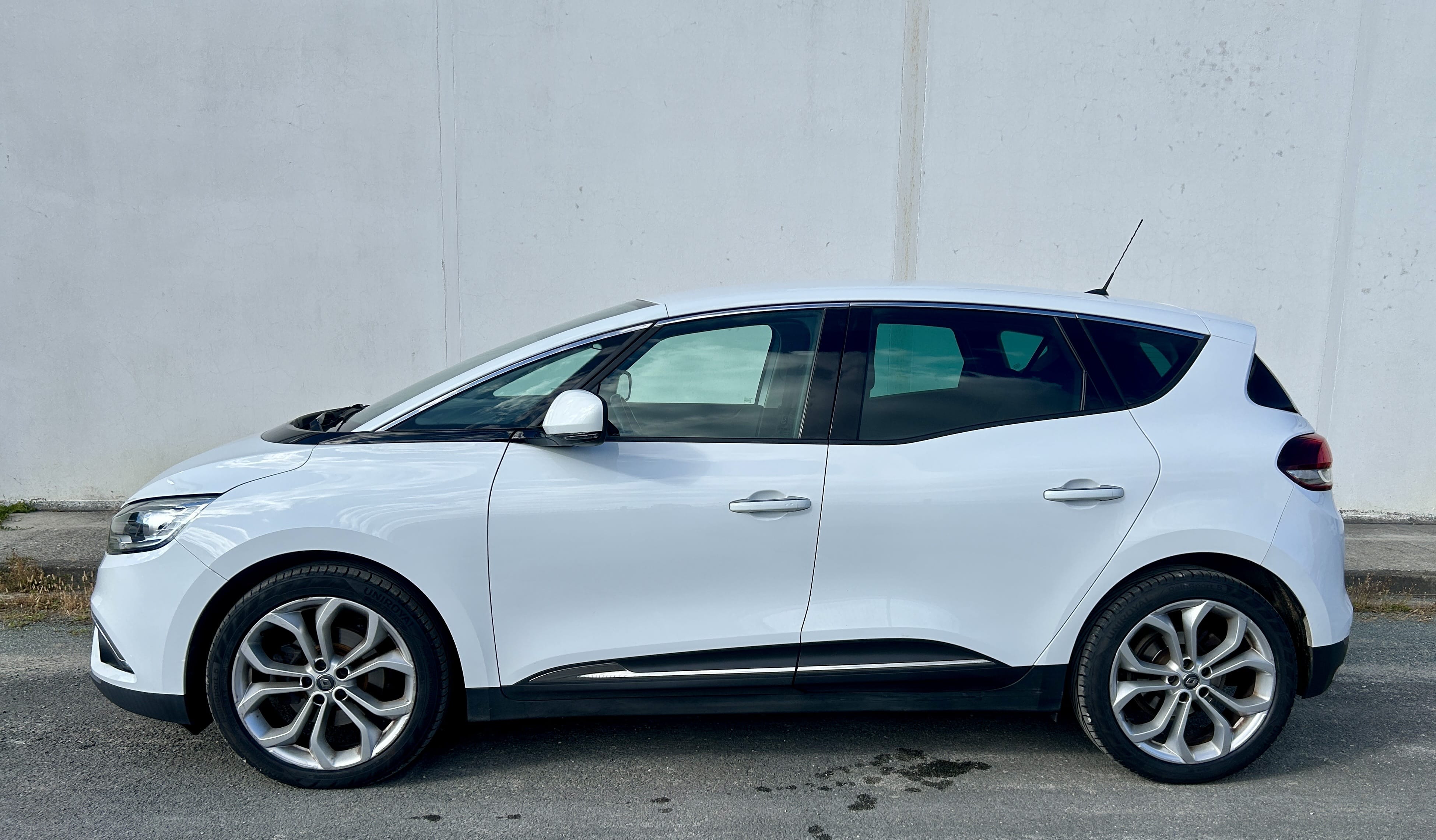 Renault Scenic avec Climatisation