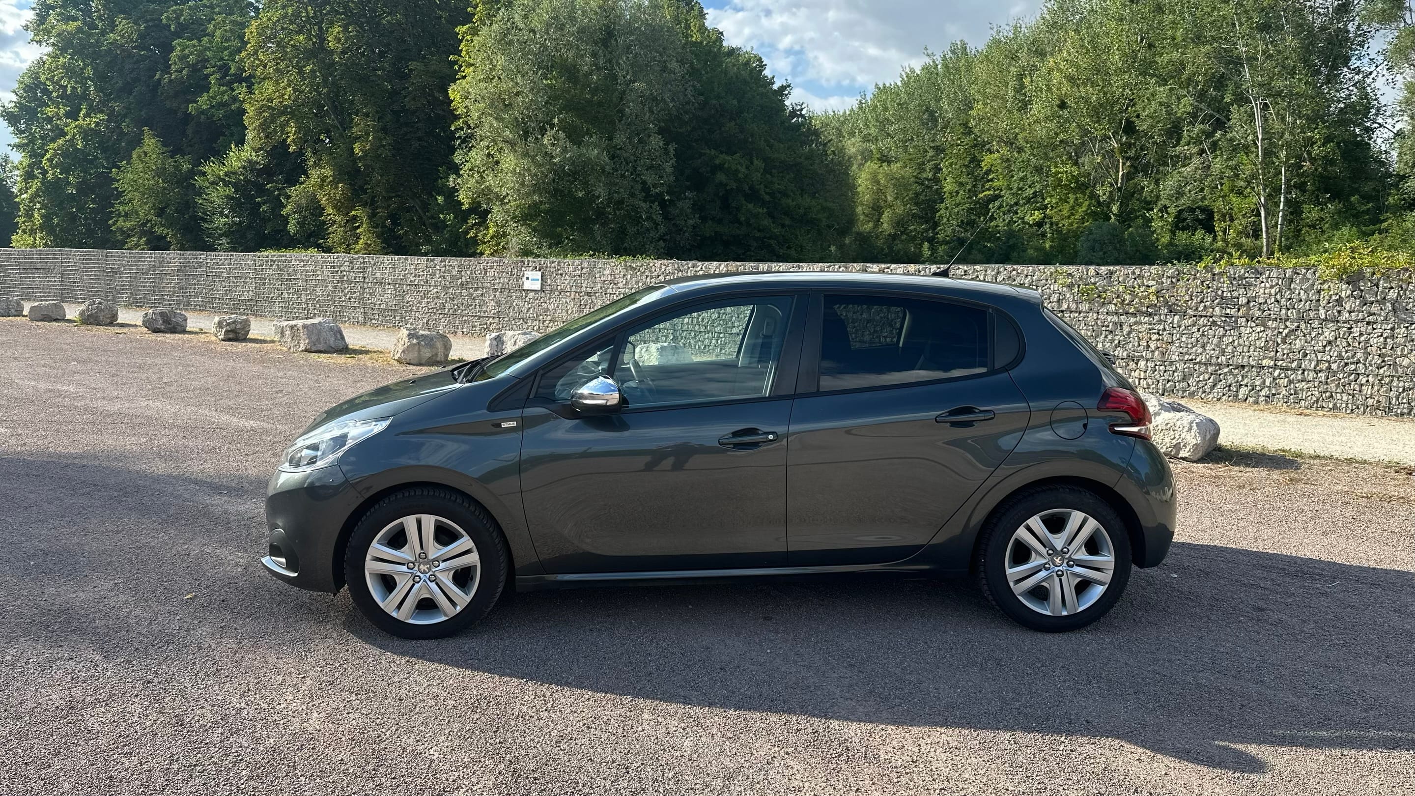 Peugeot 208 avec Climatisation