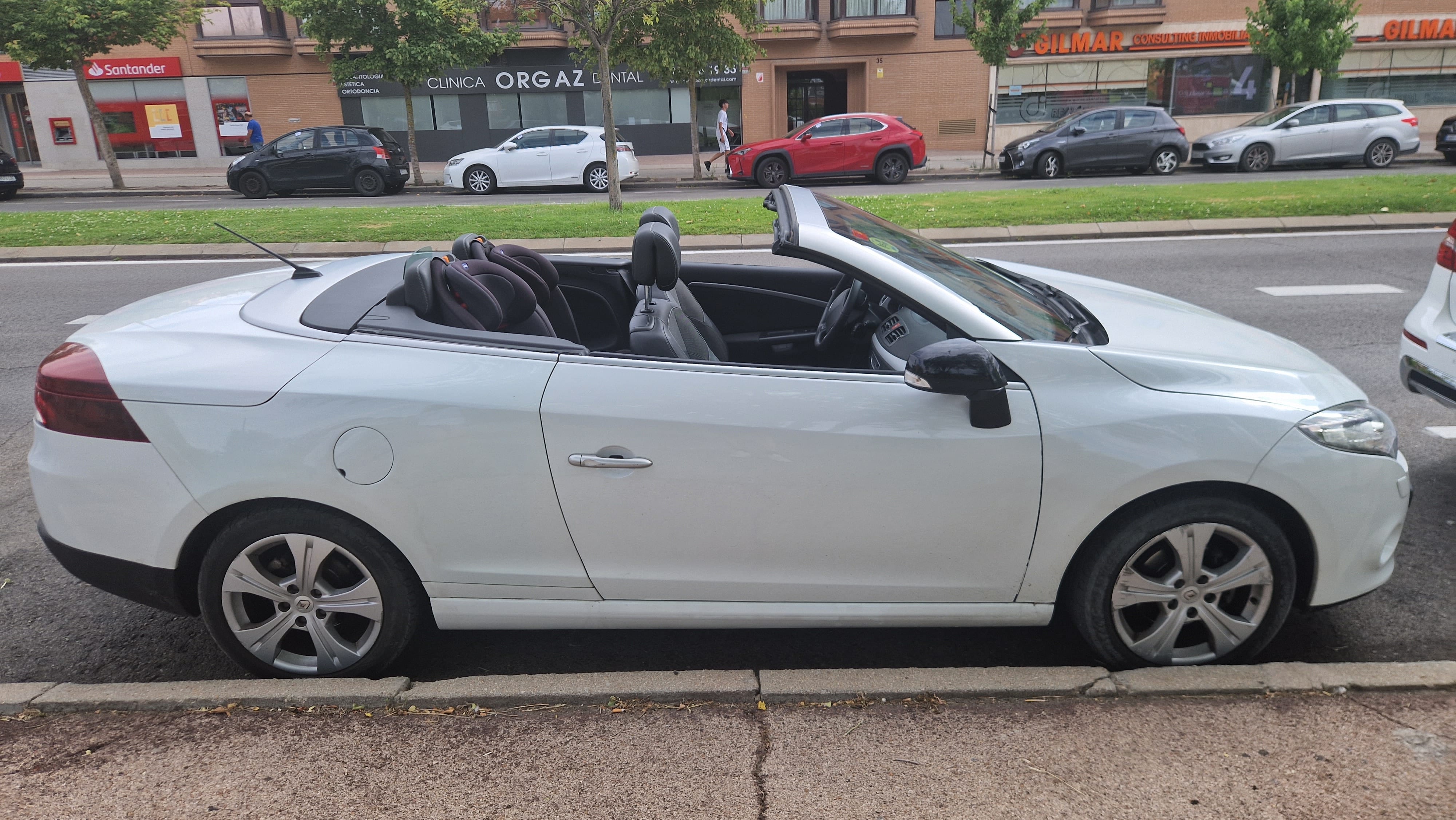 Renault Mégane CC 1.9 DCi con Aire acondicionado