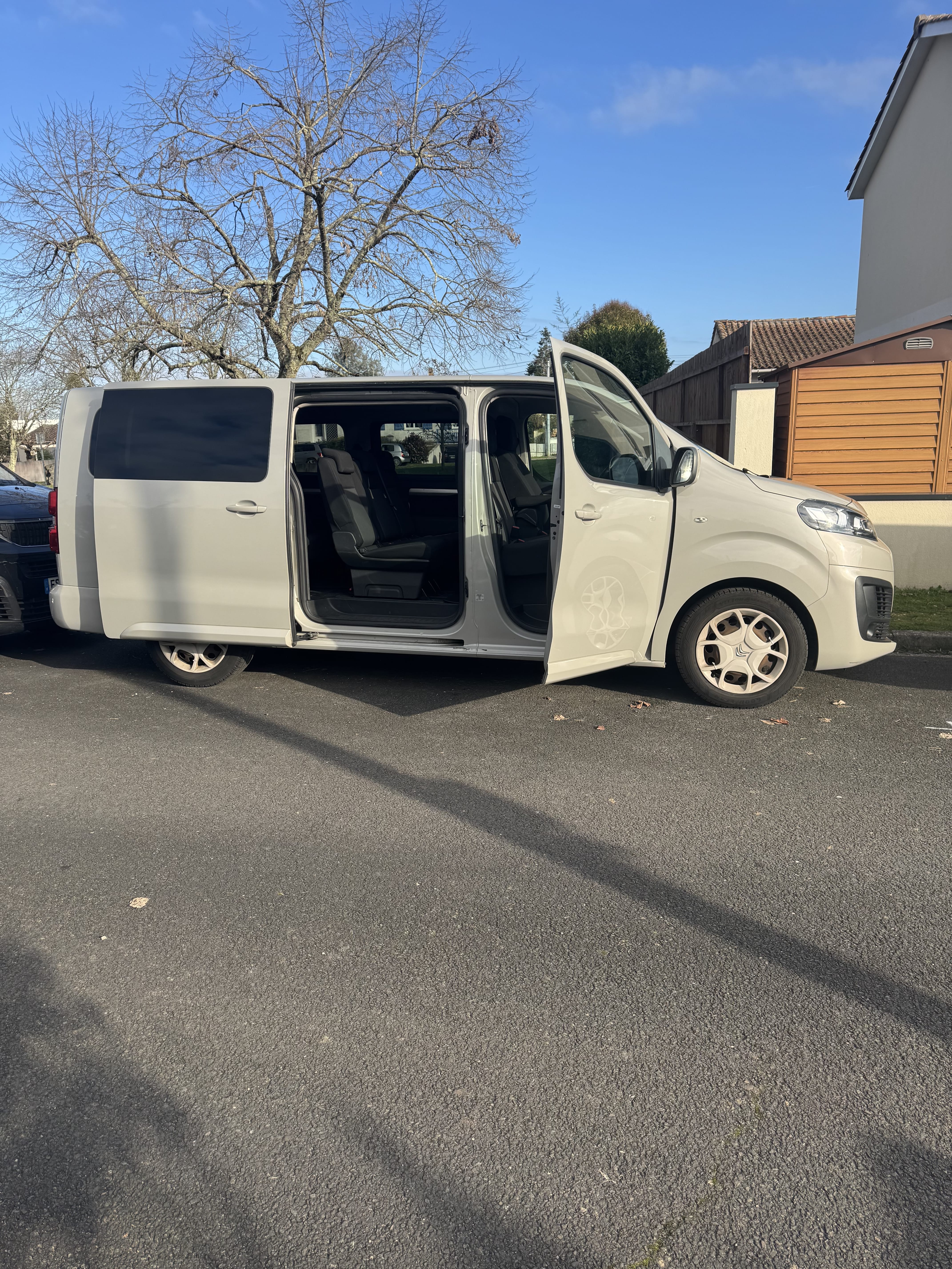 Citroen Jumpy Multispace Space Tourer Minibus 9 places avec Apple CarPlay