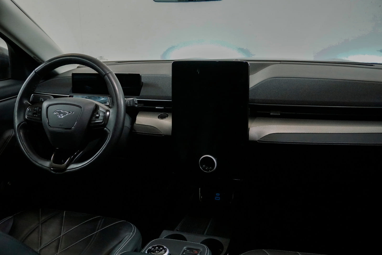 Ford Mustang Mach-E med GPS