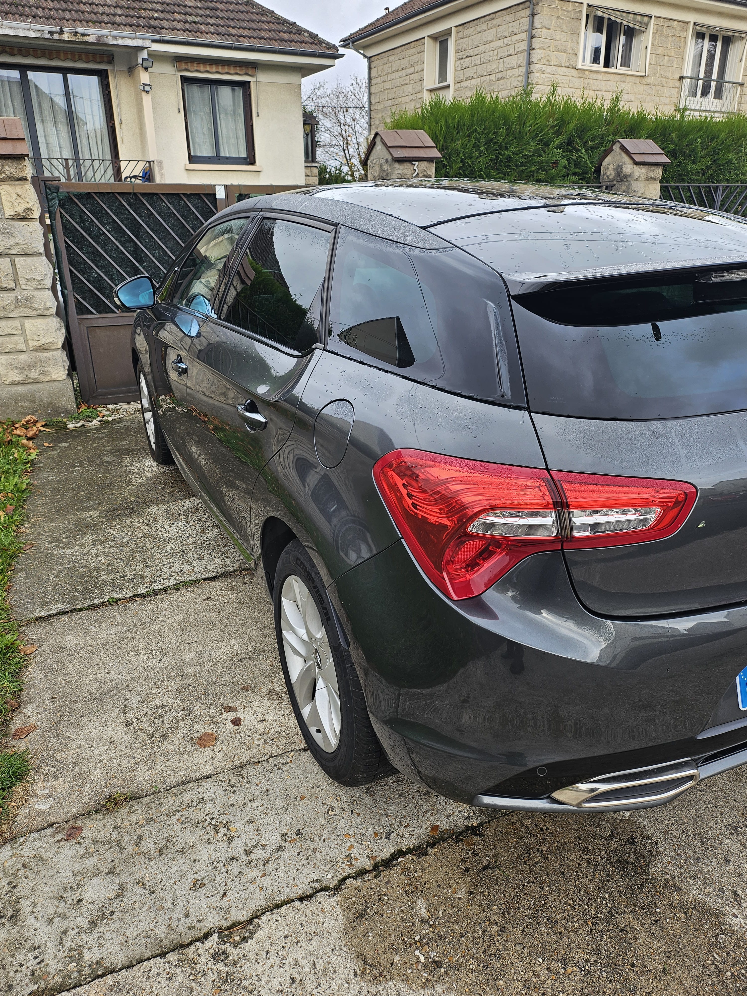 Citroen DS5 avec GPS