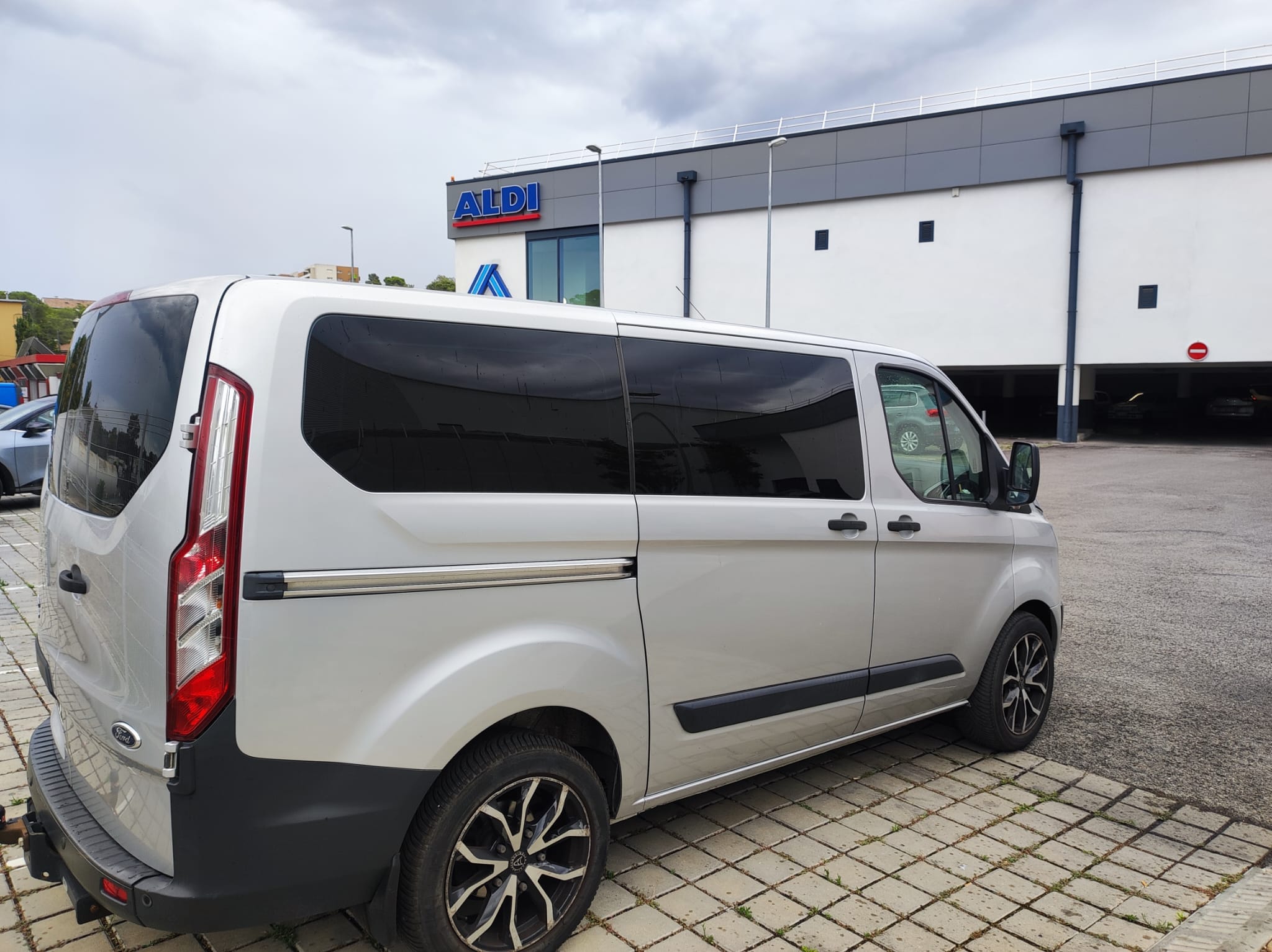 Ford Transit Custom Fourgon avec Climatisation