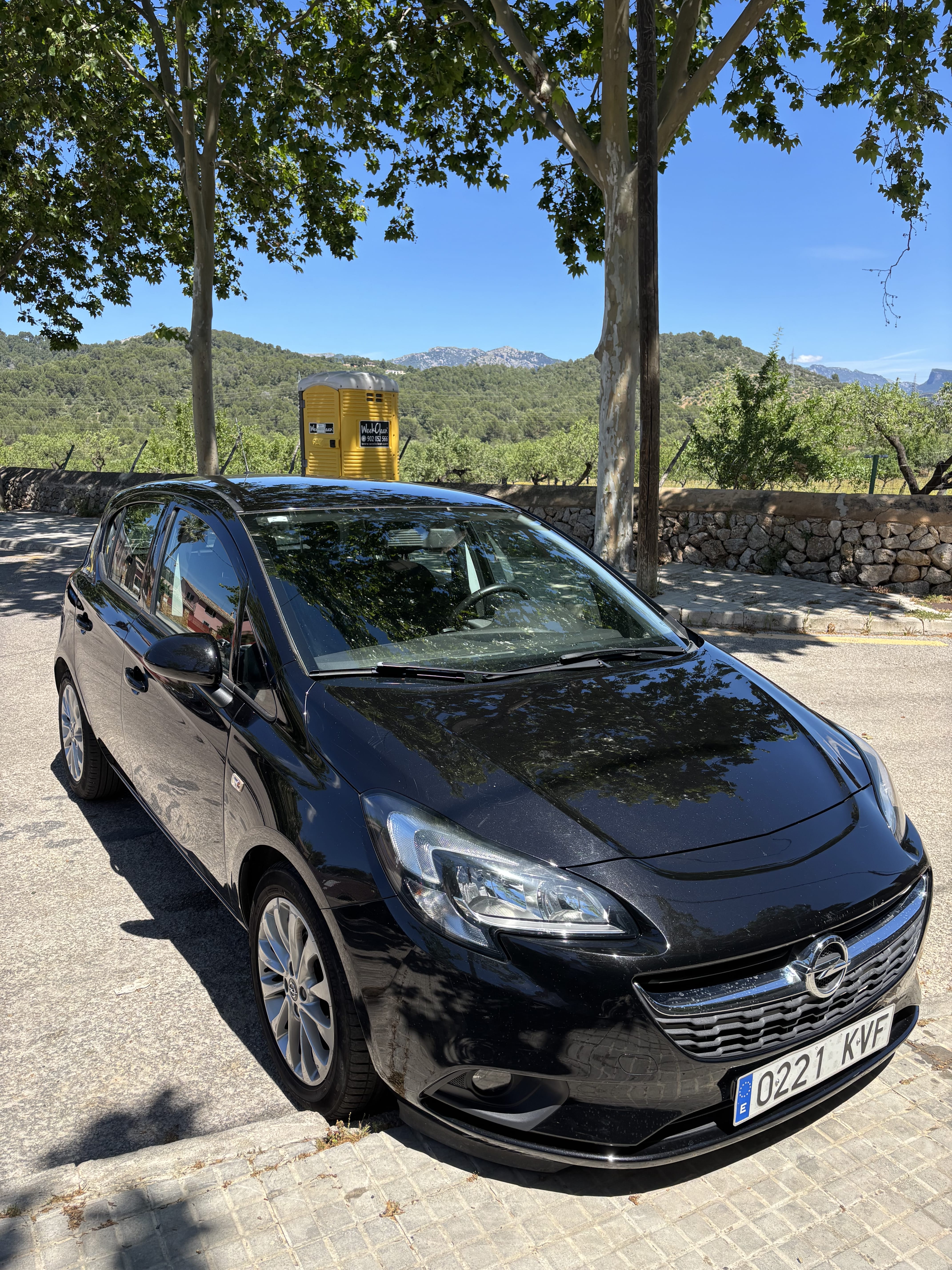 Opel Corsa con Puertos de carga USB
