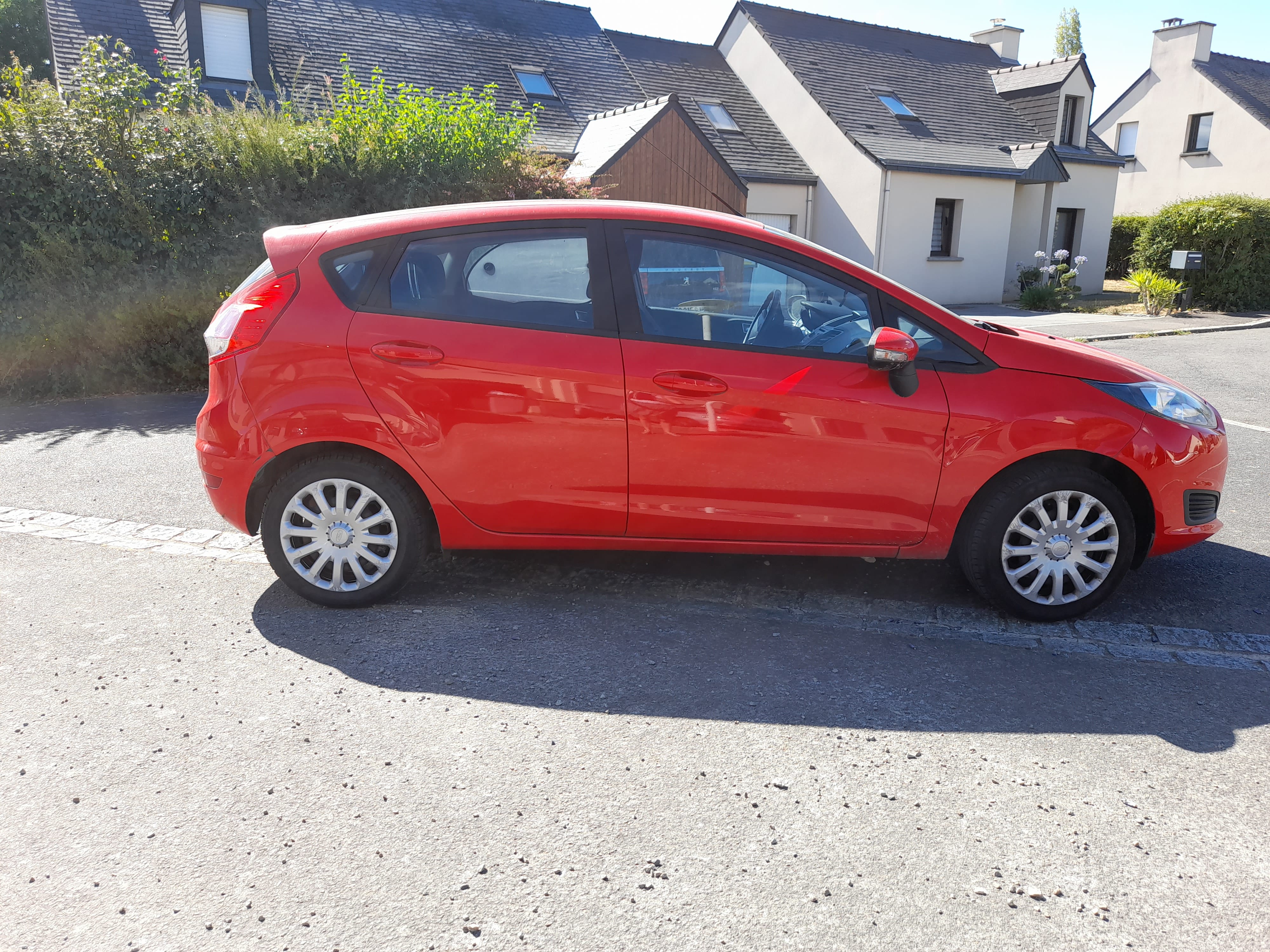 Ford Fiesta avec Climatisation