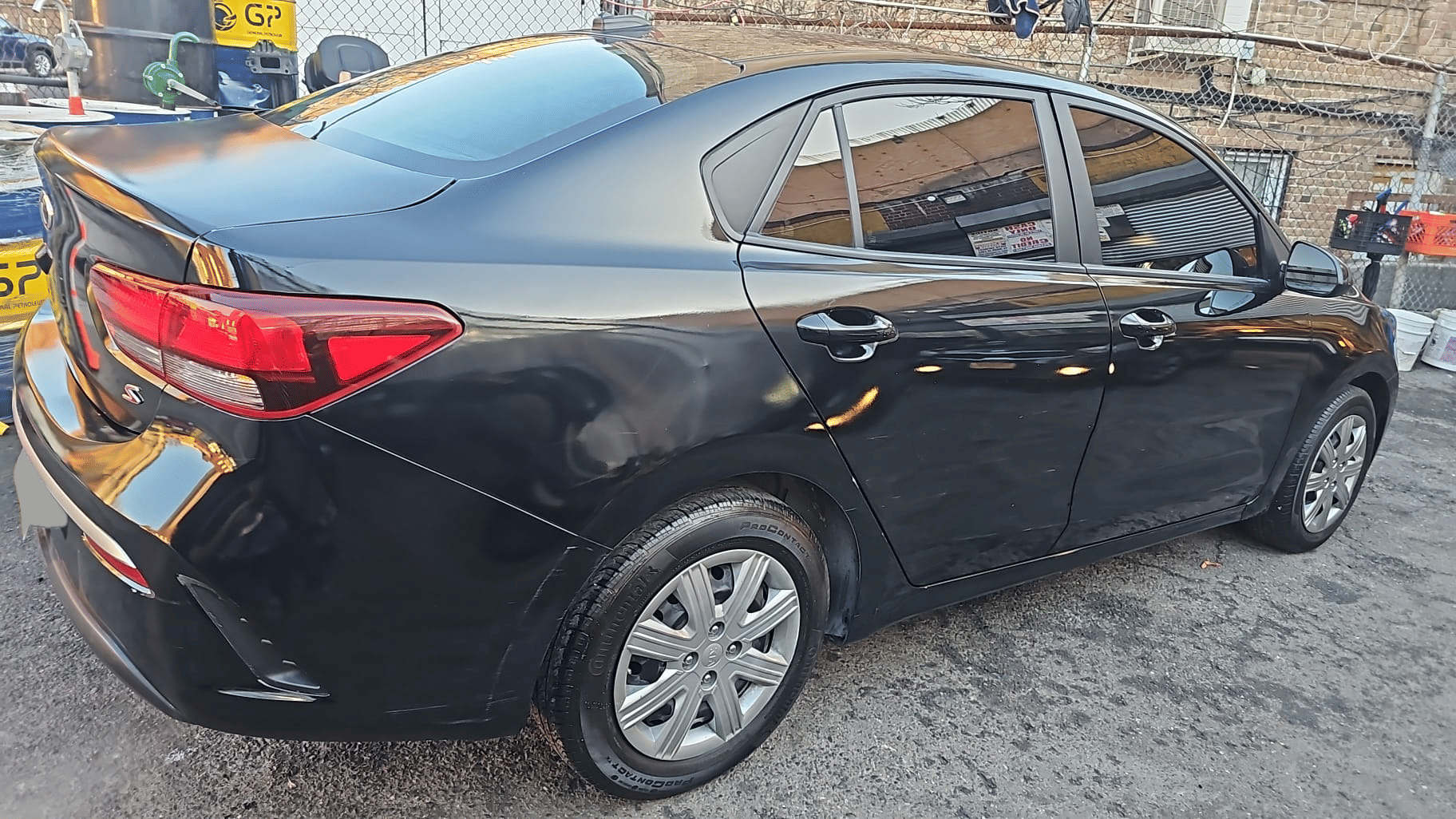 Kia Rio S with Air conditioning