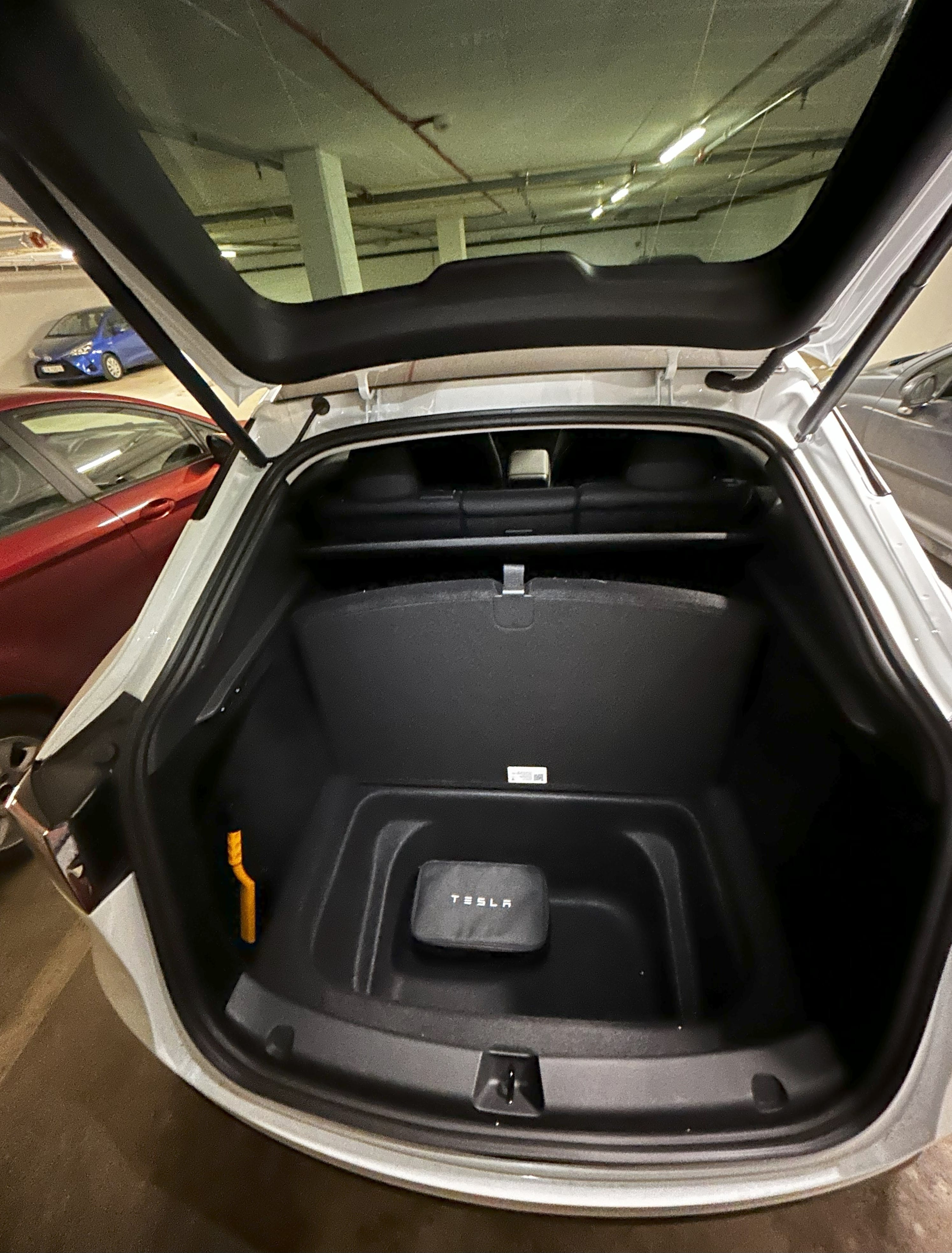 Tesla Model Y Long Range med Firehjulstrekk