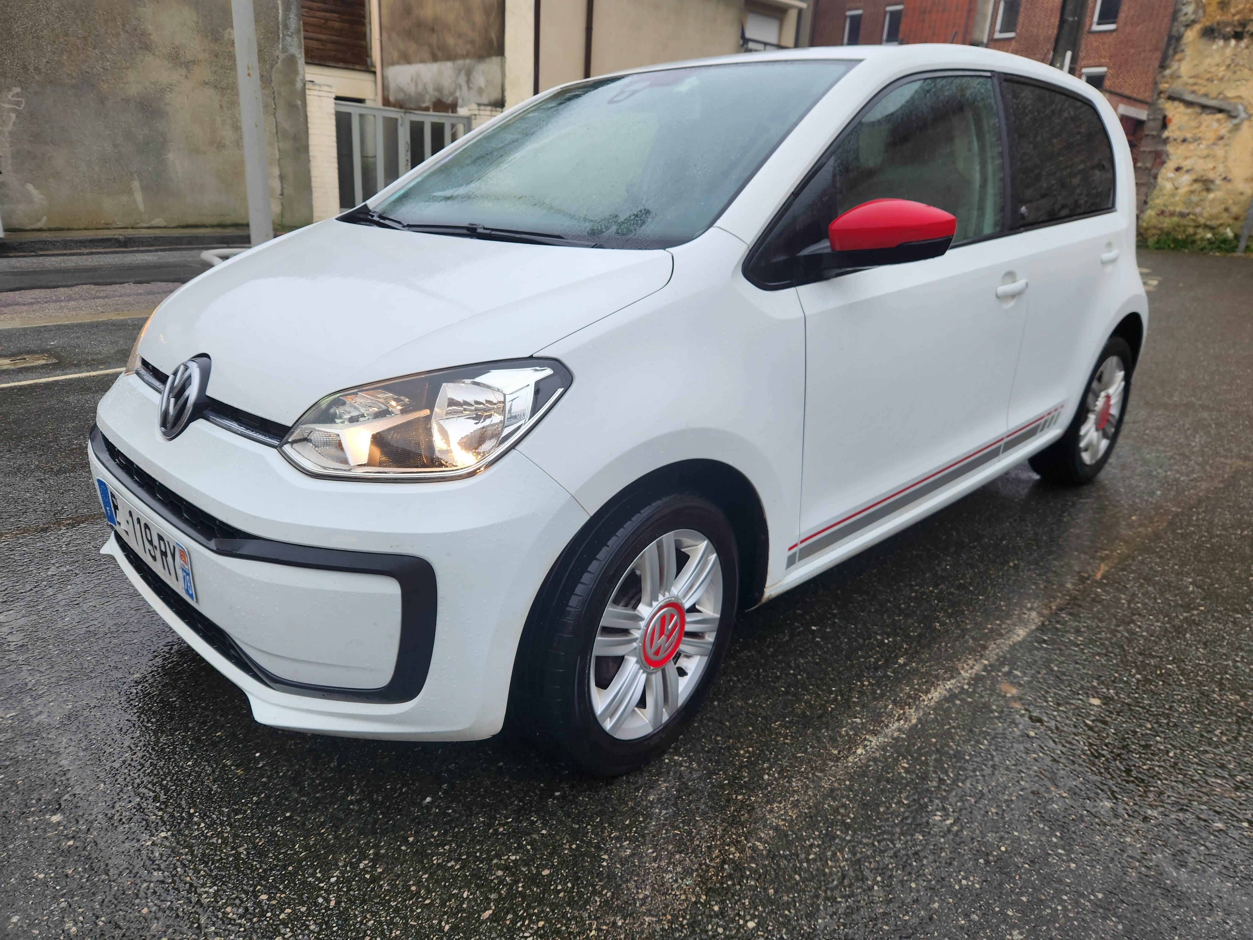 Volkswagen Up!, 2017