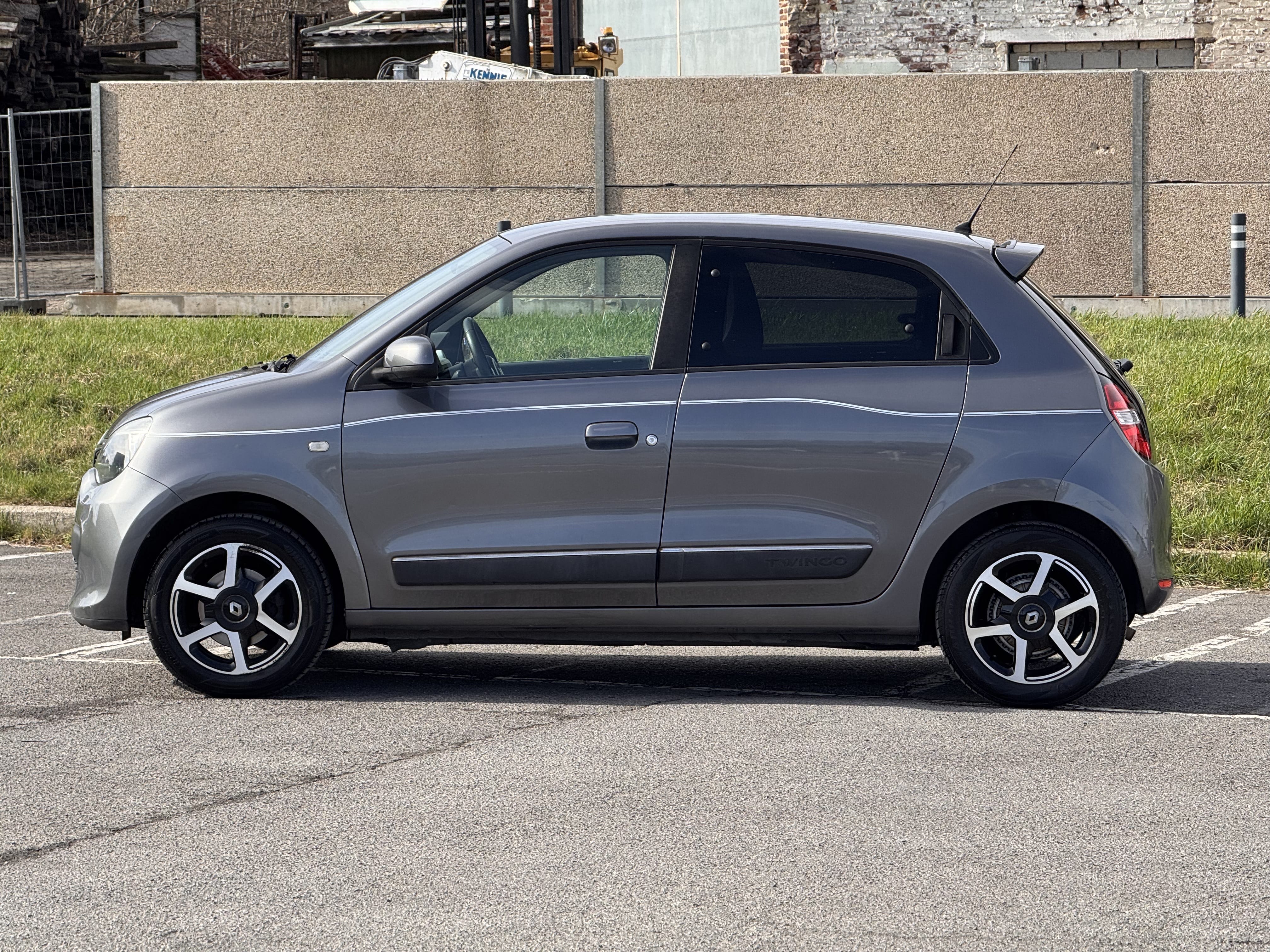 Renault Twingo III avec Climatisation