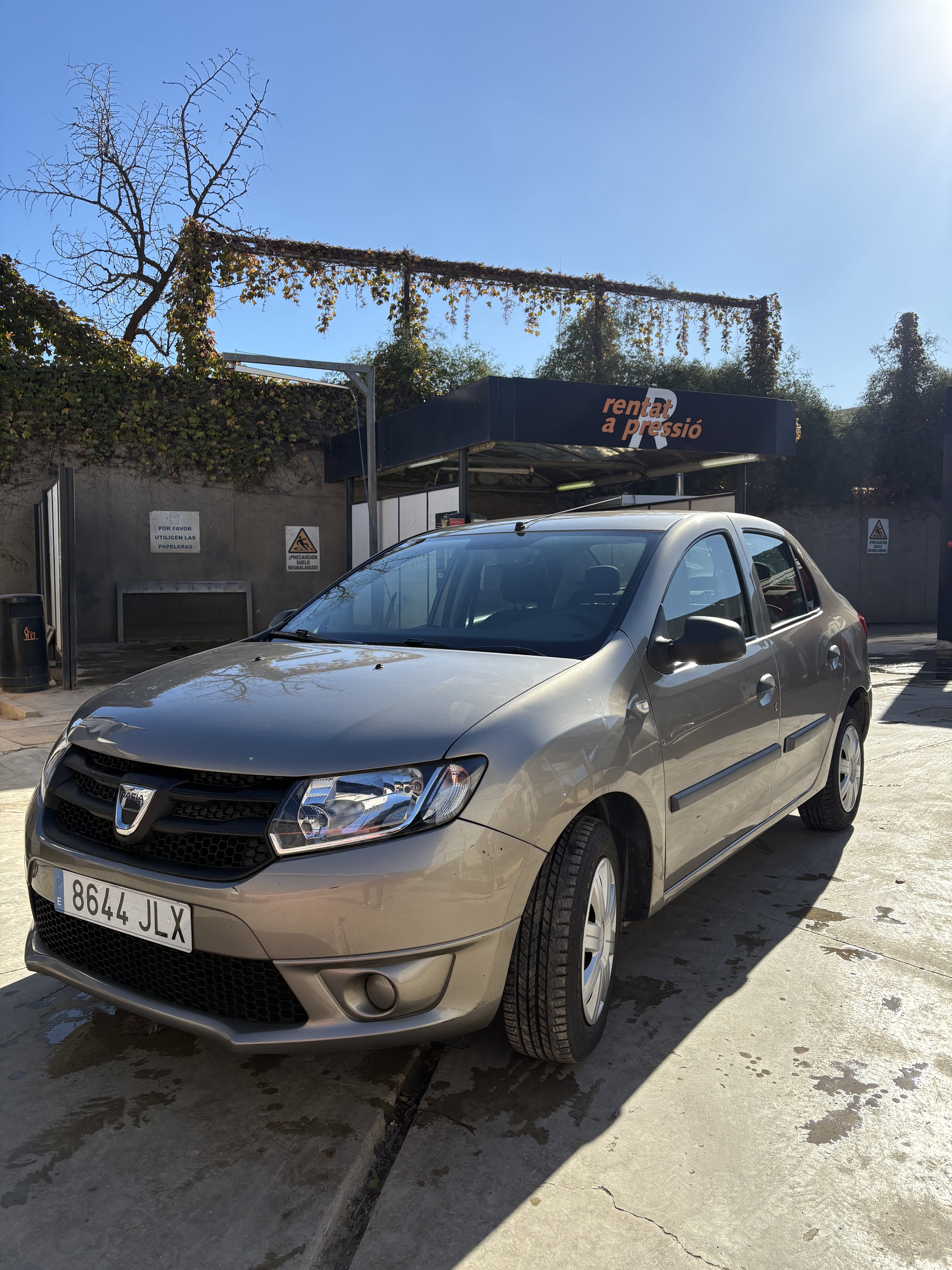 Dacia Logan, 2016, Gasolina 95