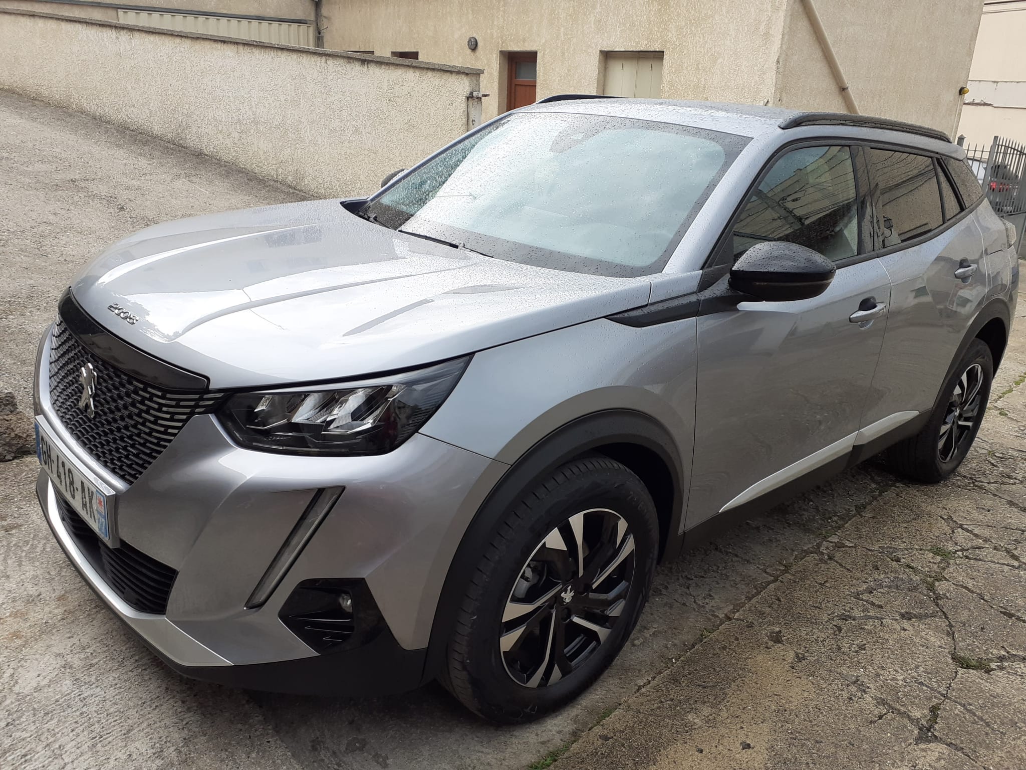 Peugeot 2008, 2022, Essence 95