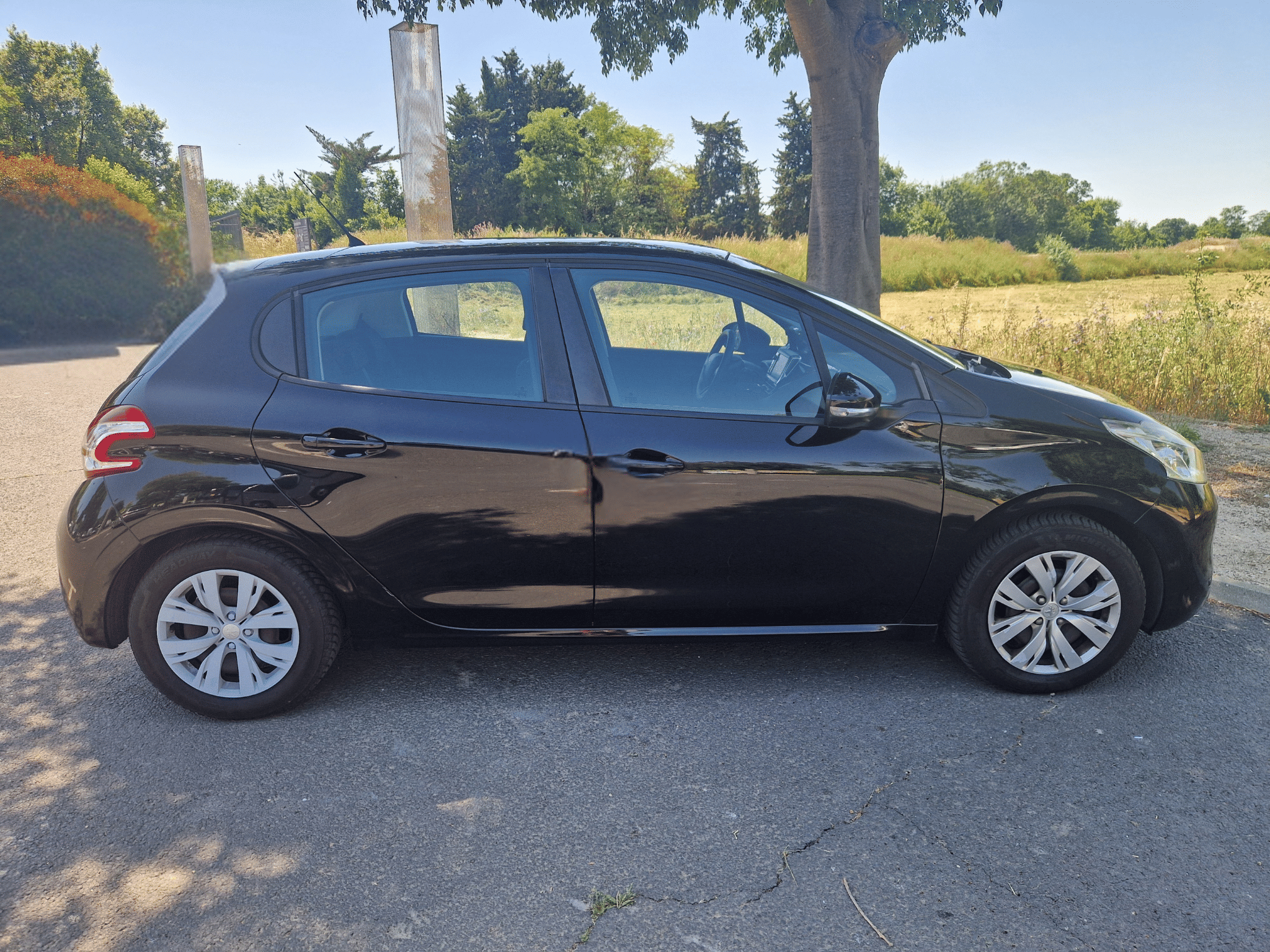Peugeot 208 avec Port USB