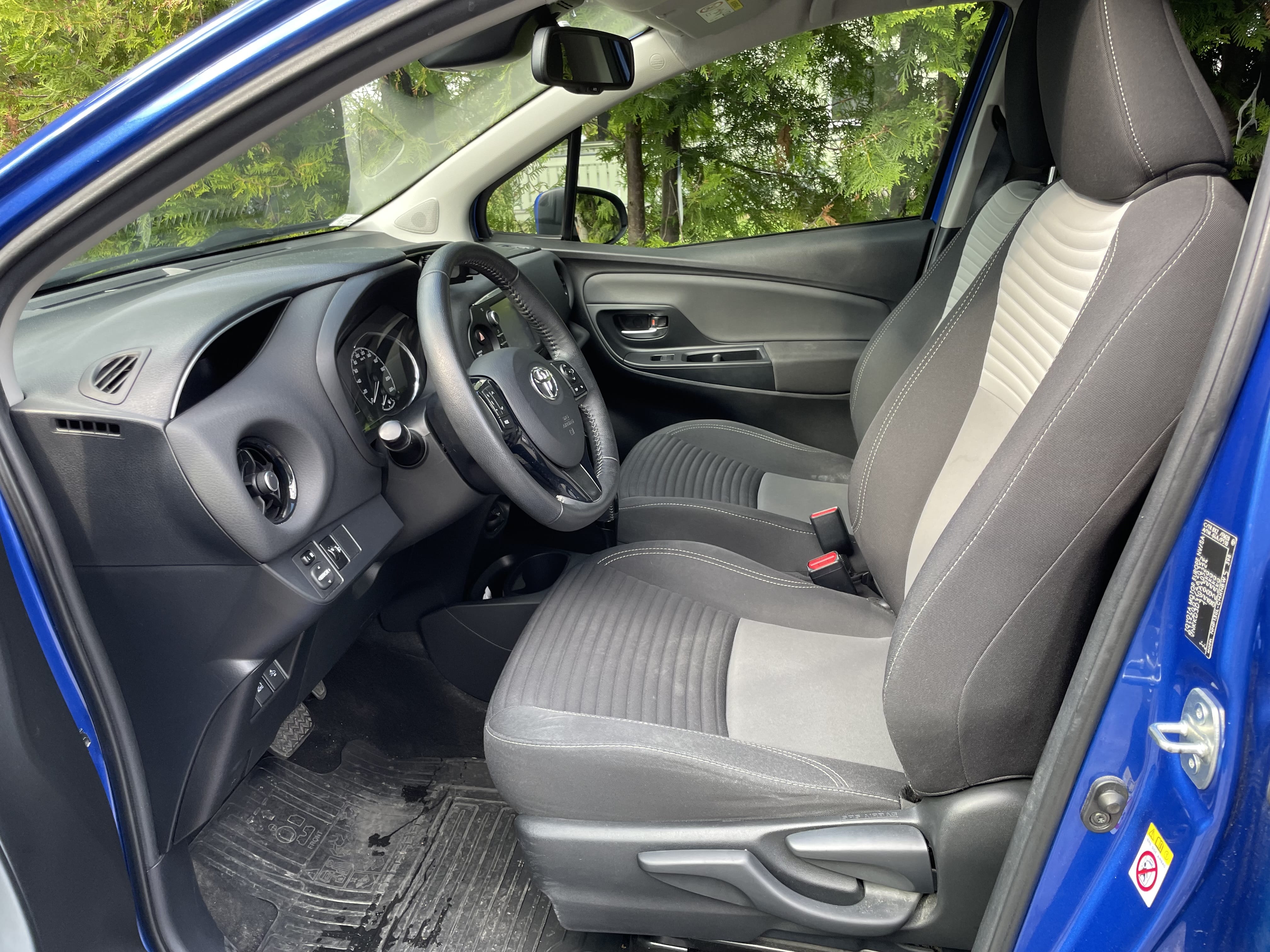 Toyota Yaris Hybrid med GPS