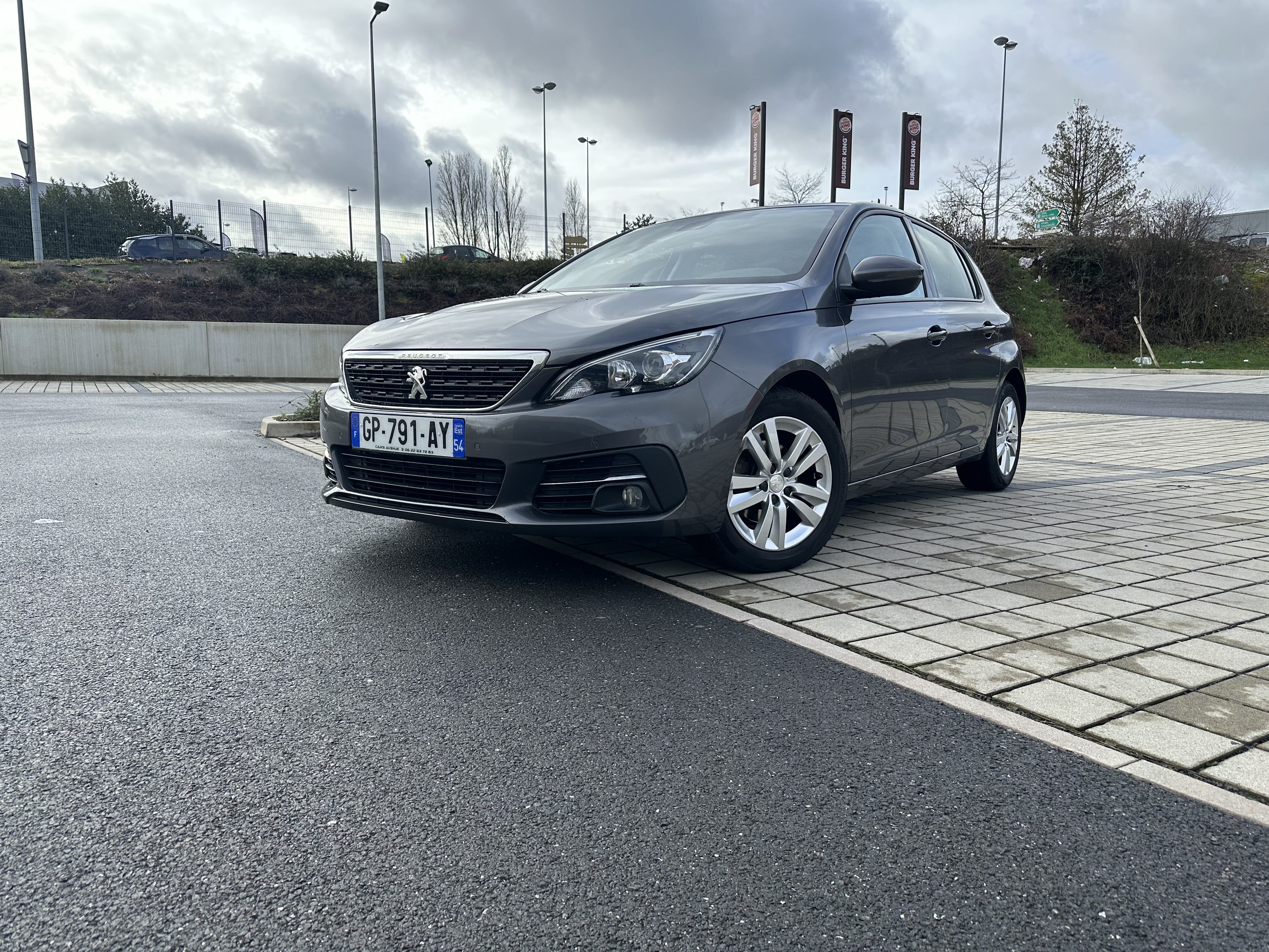 Peugeot 308, 2018, Diesel, automatique