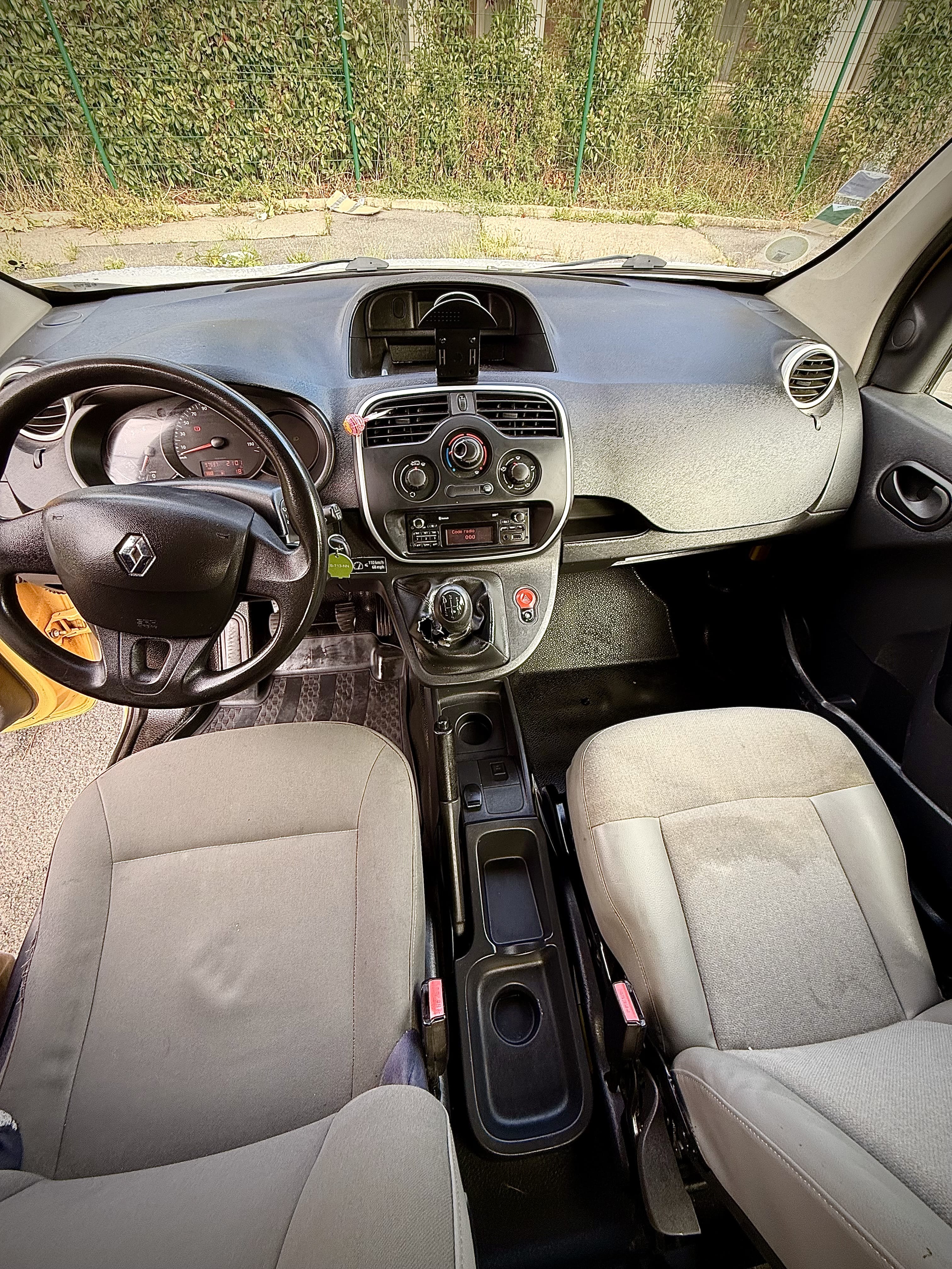 Renault Kangoo Express avec Entrée audio / iPod