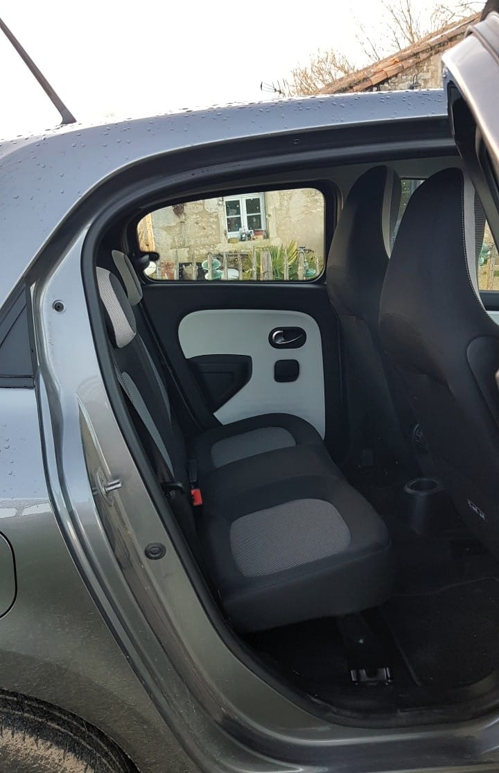 Renault Twingo E-Tech avec Entrée audio / iPod