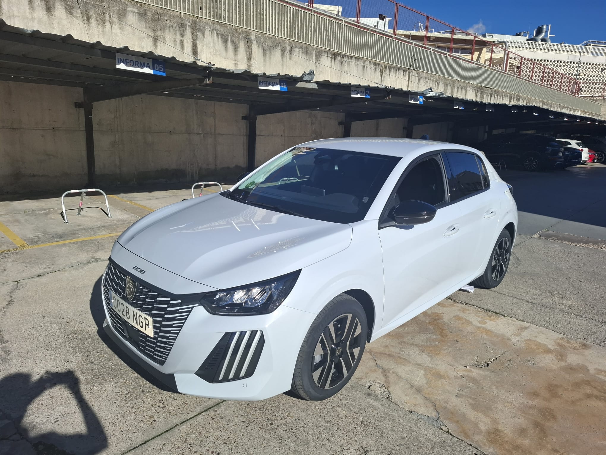 Peugeot 208, 2025, Gasolina 95